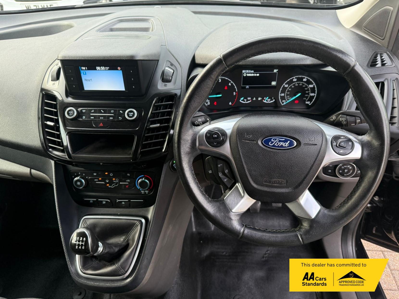 Ford Transit Connect 1.5 200 EcoBlue Limited Panel Van 5dr Diesel Manual L1 Euro 6 (s/s) (120 ps)