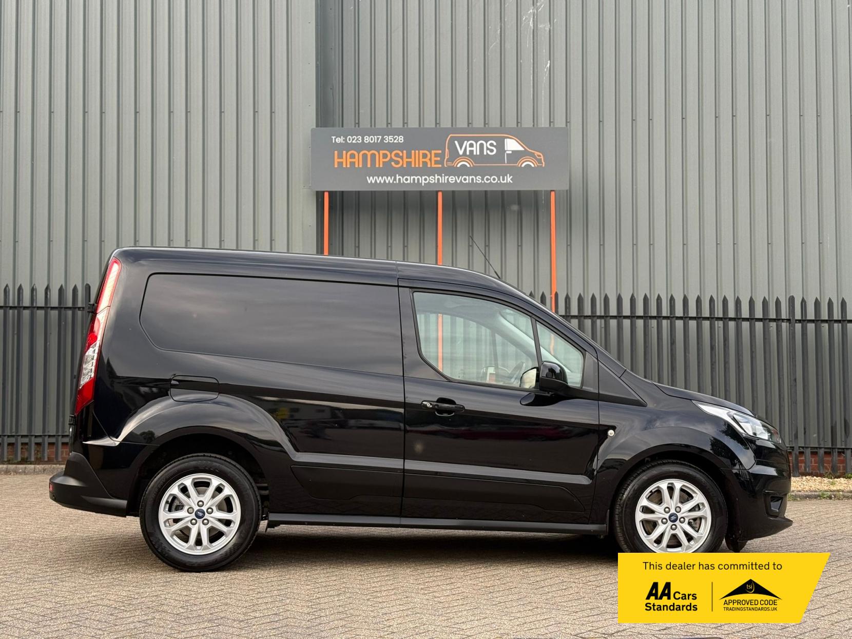 Ford Transit Connect 1.5 200 EcoBlue Limited Panel Van 5dr Diesel Manual L1 Euro 6 (s/s) (120 ps)