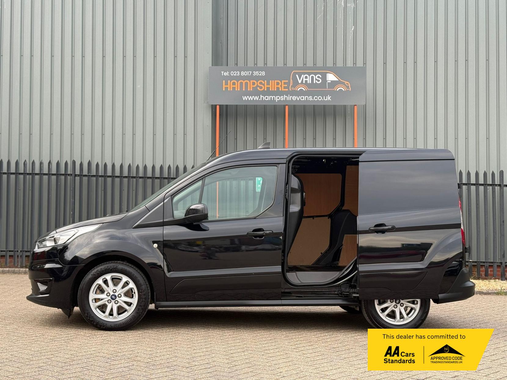 Ford Transit Connect 1.5 200 EcoBlue Limited Panel Van 5dr Diesel Manual L1 Euro 6 (s/s) (120 ps)