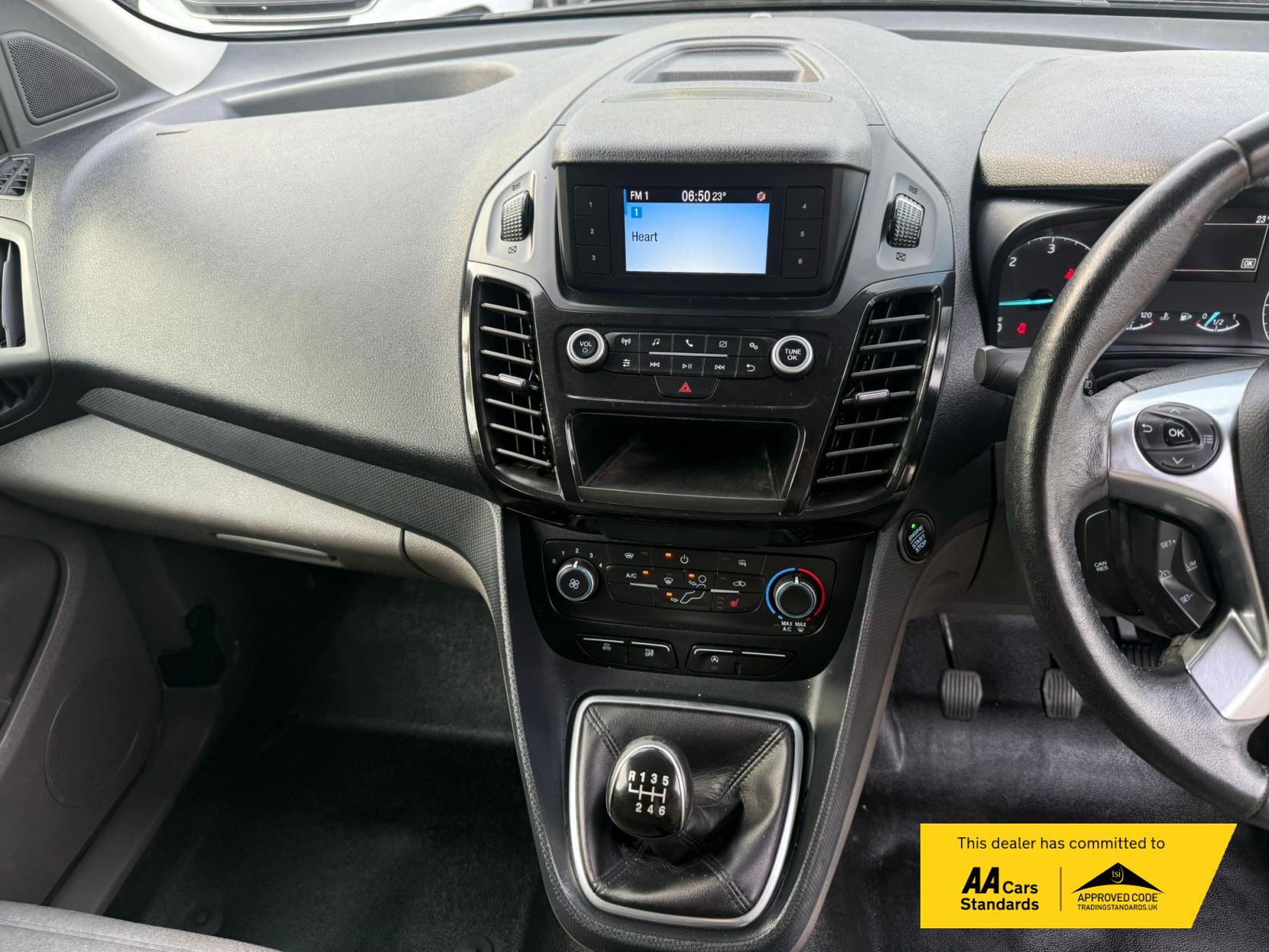Ford Transit Connect 1.5 200 EcoBlue Limited Panel Van 5dr Diesel Manual L1 Euro 6 (s/s) (120 ps)