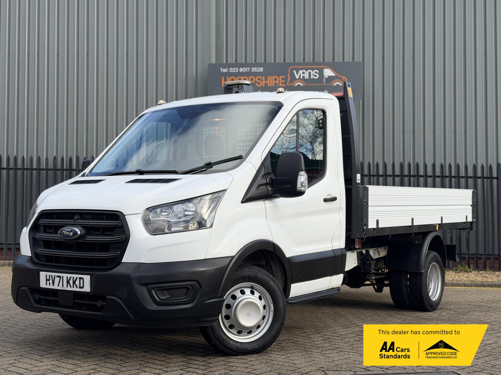 Ford Transit 2.0 350 EcoBlue 1-Way Double Tipper Double Cab 4dr Diesel Manual RWD L3 Euro 6 (1-Way, 1-Stop) (130 ps)