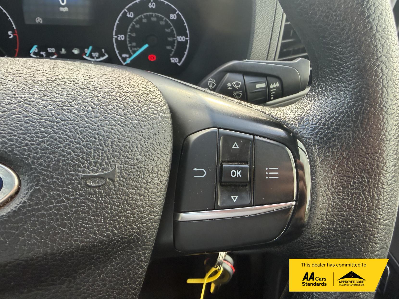 Ford Transit 2.0 350 EcoBlue 1-Way Double Tipper Double Cab 4dr Diesel Manual RWD L3 Euro 6 (1-Way, 1-Stop) (130 ps)