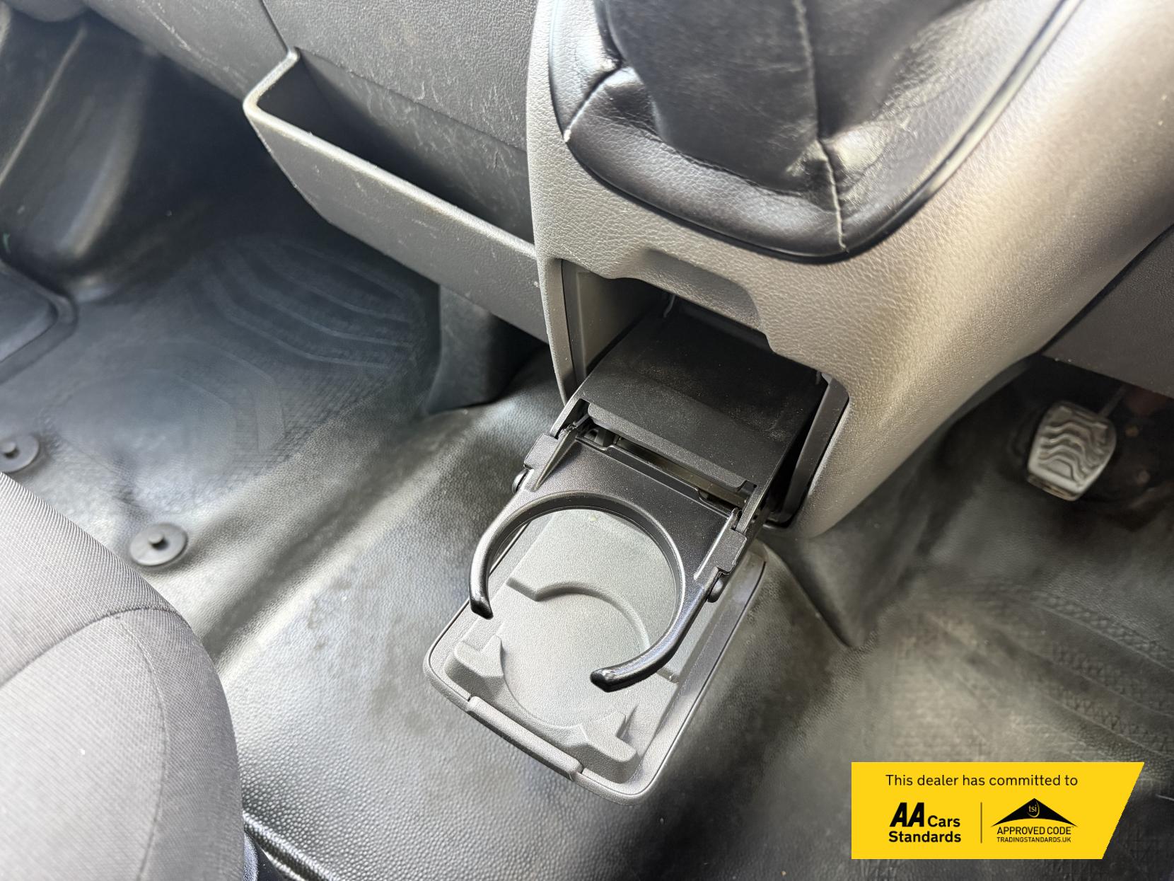 Ford Transit 2.0 350 EcoBlue 1-Way Double Tipper Double Cab 4dr Diesel Manual RWD L3 Euro 6 (1-Way, 1-Stop) (130 ps)