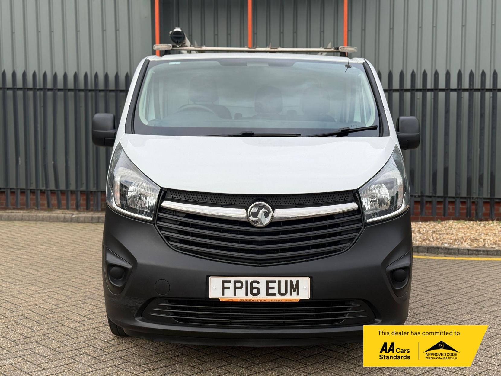 Vauxhall Vivaro 1.6 CDTi 2900 ecoFLEX Panel Van 5dr Diesel Manual L1 H1 Euro 5 (s/s) (90 ps)