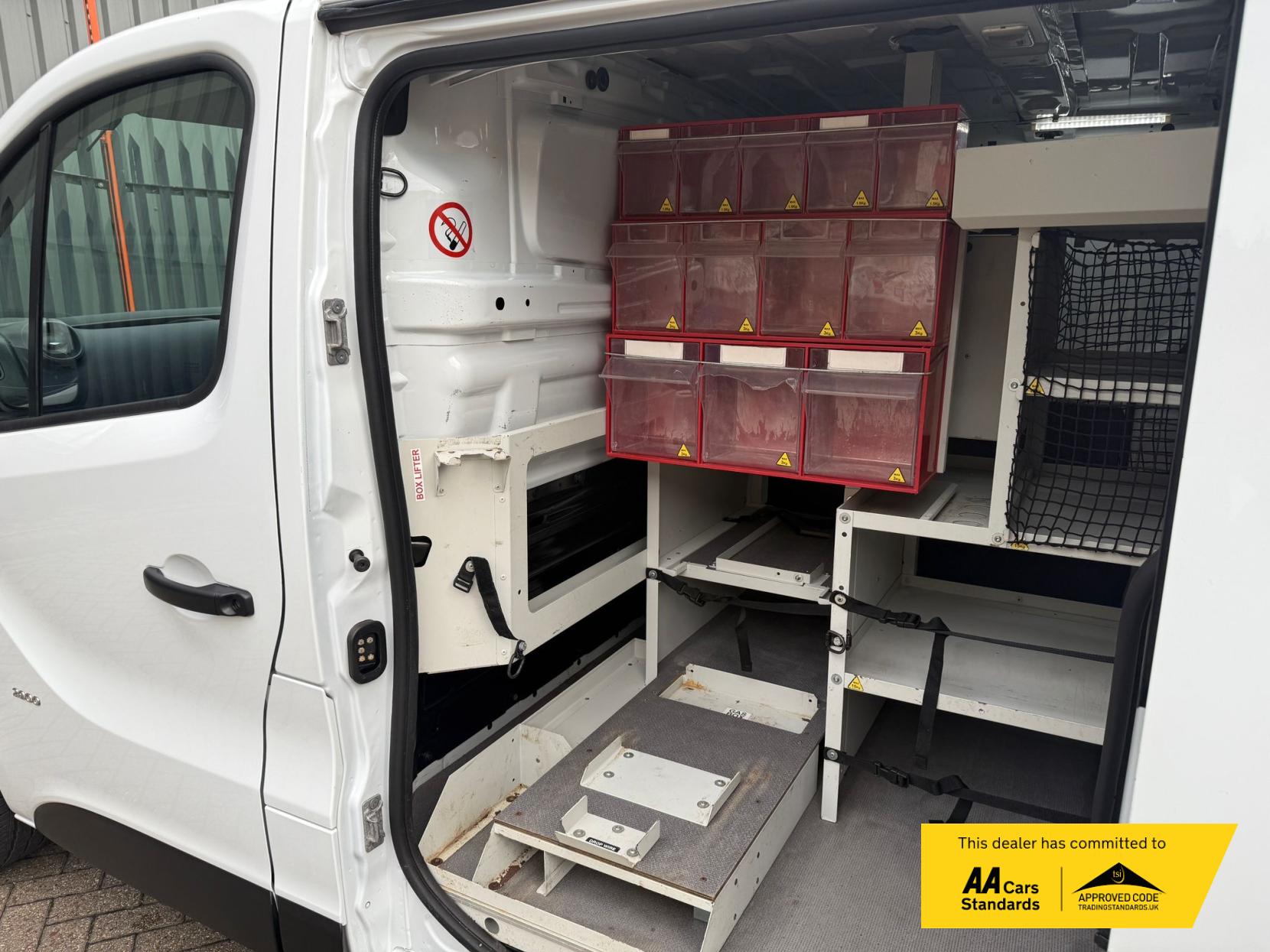 Vauxhall Vivaro 1.6 CDTi 2900 ecoFLEX Panel Van 5dr Diesel Manual L1 H1 Euro 5 (s/s) (90 ps)