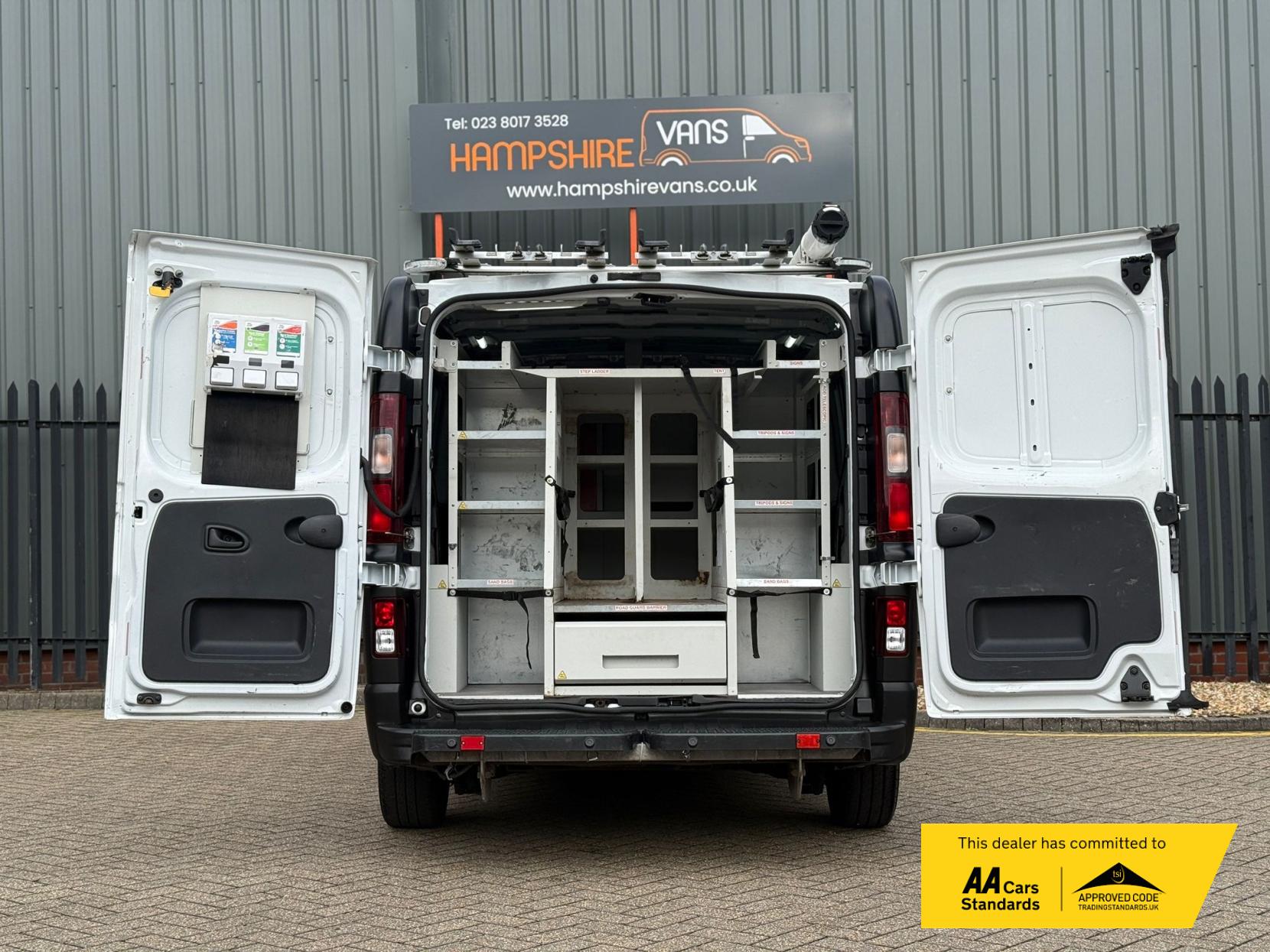 Vauxhall Vivaro 1.6 CDTi 2900 ecoFLEX Panel Van 5dr Diesel Manual L1 H1 Euro 5 (s/s) (90 ps)