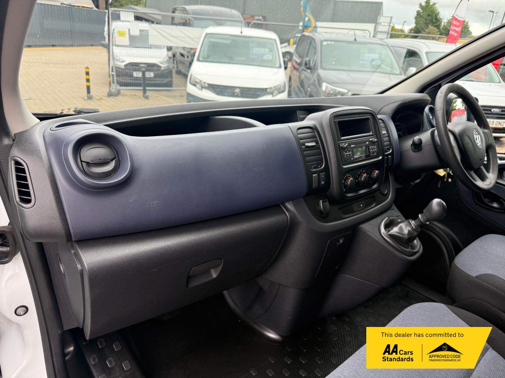 Vauxhall Vivaro 1.6 CDTi 2900 ecoFLEX Panel Van 5dr Diesel Manual L1 H1 Euro 5 (s/s) (90 ps)