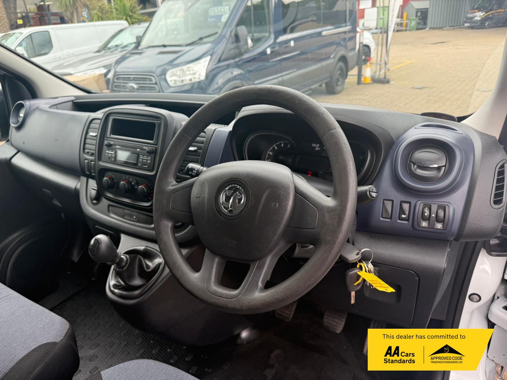 Vauxhall Vivaro 1.6 CDTi 2900 ecoFLEX Panel Van 5dr Diesel Manual L1 H1 Euro 5 (s/s) (90 ps)