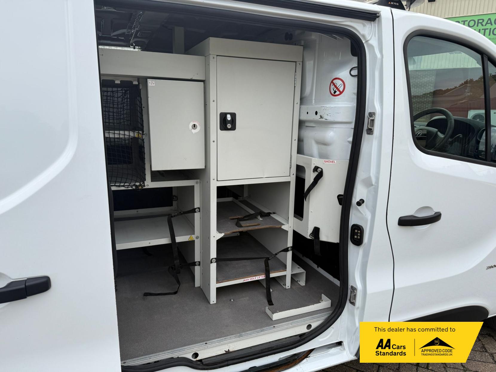 Vauxhall Vivaro 1.6 CDTi 2900 ecoFLEX Panel Van 5dr Diesel Manual L1 H1 Euro 5 (s/s) (90 ps)