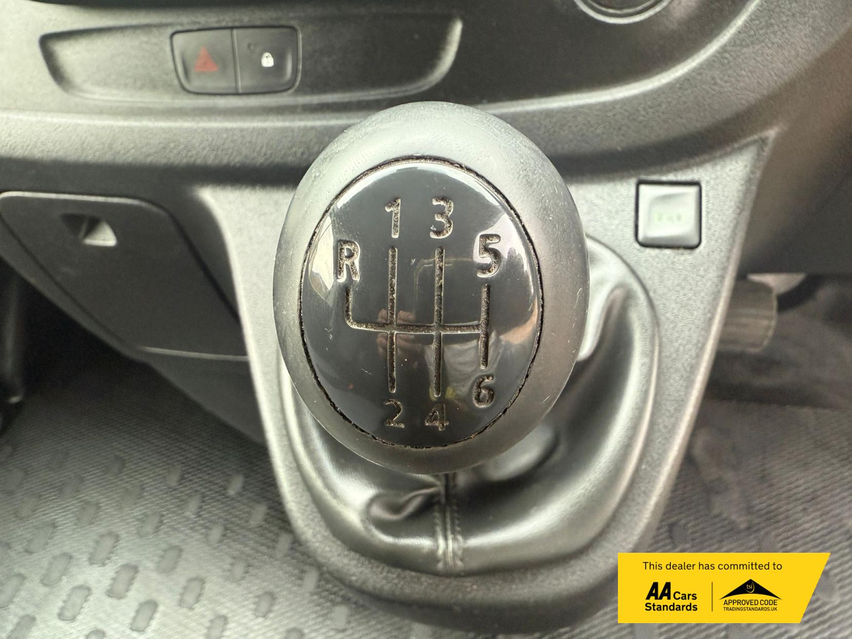 Vauxhall Vivaro 1.6 CDTi 2900 ecoFLEX Panel Van 5dr Diesel Manual L1 H1 Euro 5 (s/s) (90 ps)