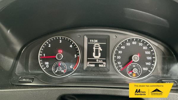 2014 Volkswagen Transporter 2.0 TDI T32 Highline Kombi 4dr Diesel Manual L3 H1 (198 g/km, 138.08 bhp) - Thumbnail 11