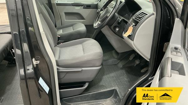 2014 Volkswagen Transporter 2.0 TDI T32 Highline Kombi 4dr Diesel Manual L3 H1 (198 g/km, 138.08 bhp) - Thumbnail 9