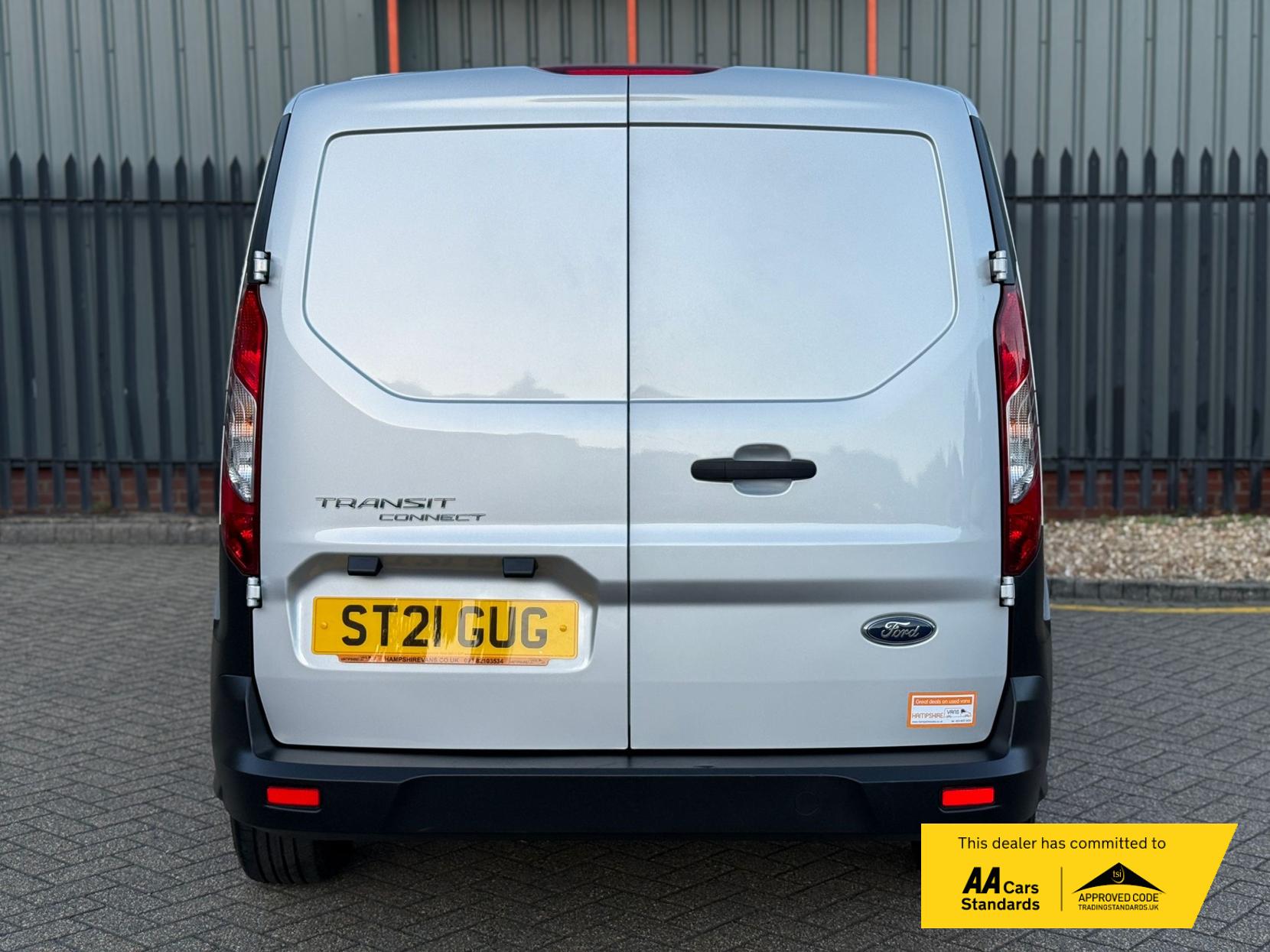 Ford Transit Connect 1.5 Leader Combi Van (2018 - 2023)