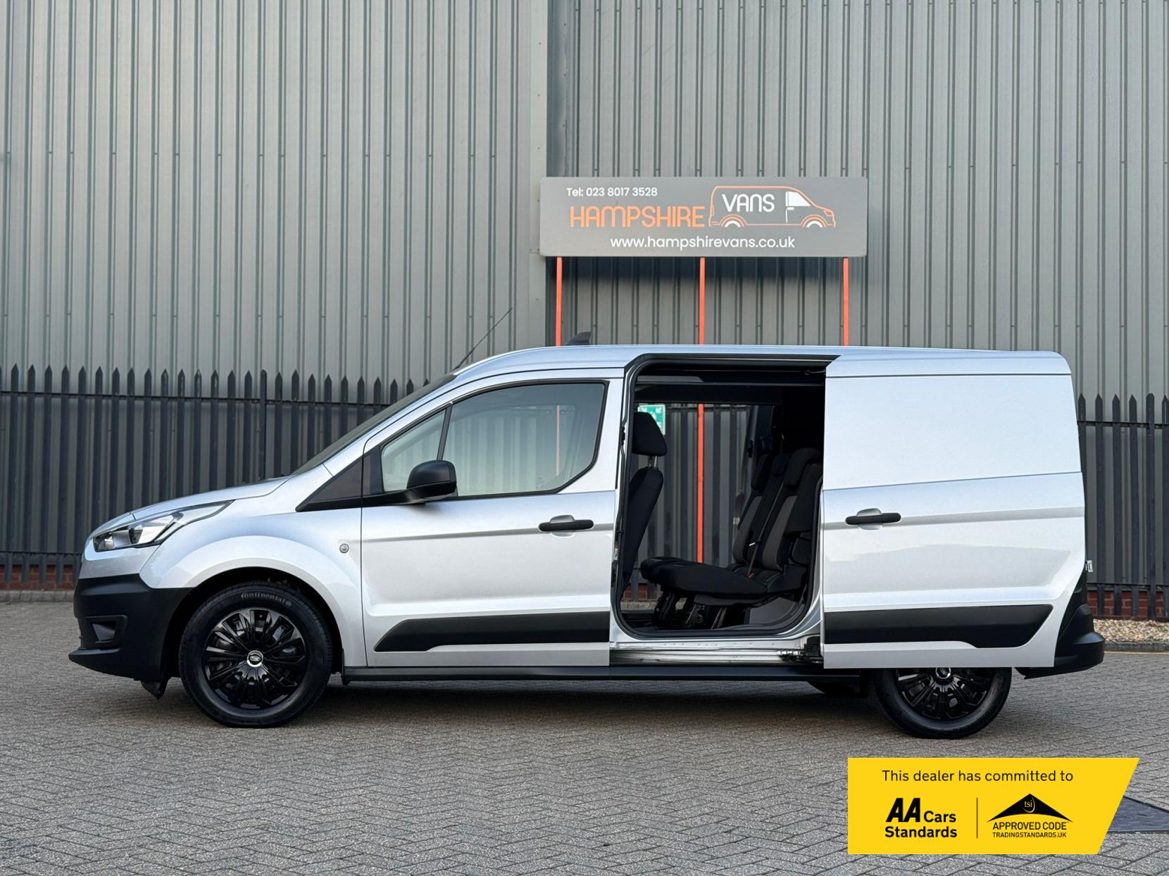 Ford Transit Connect 1.5 Leader Combi Van (2018 - 2023)