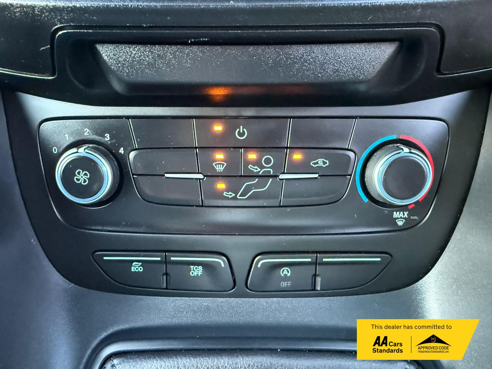 Ford Transit Connect 1.5 Leader Combi Van (2018 - 2023)