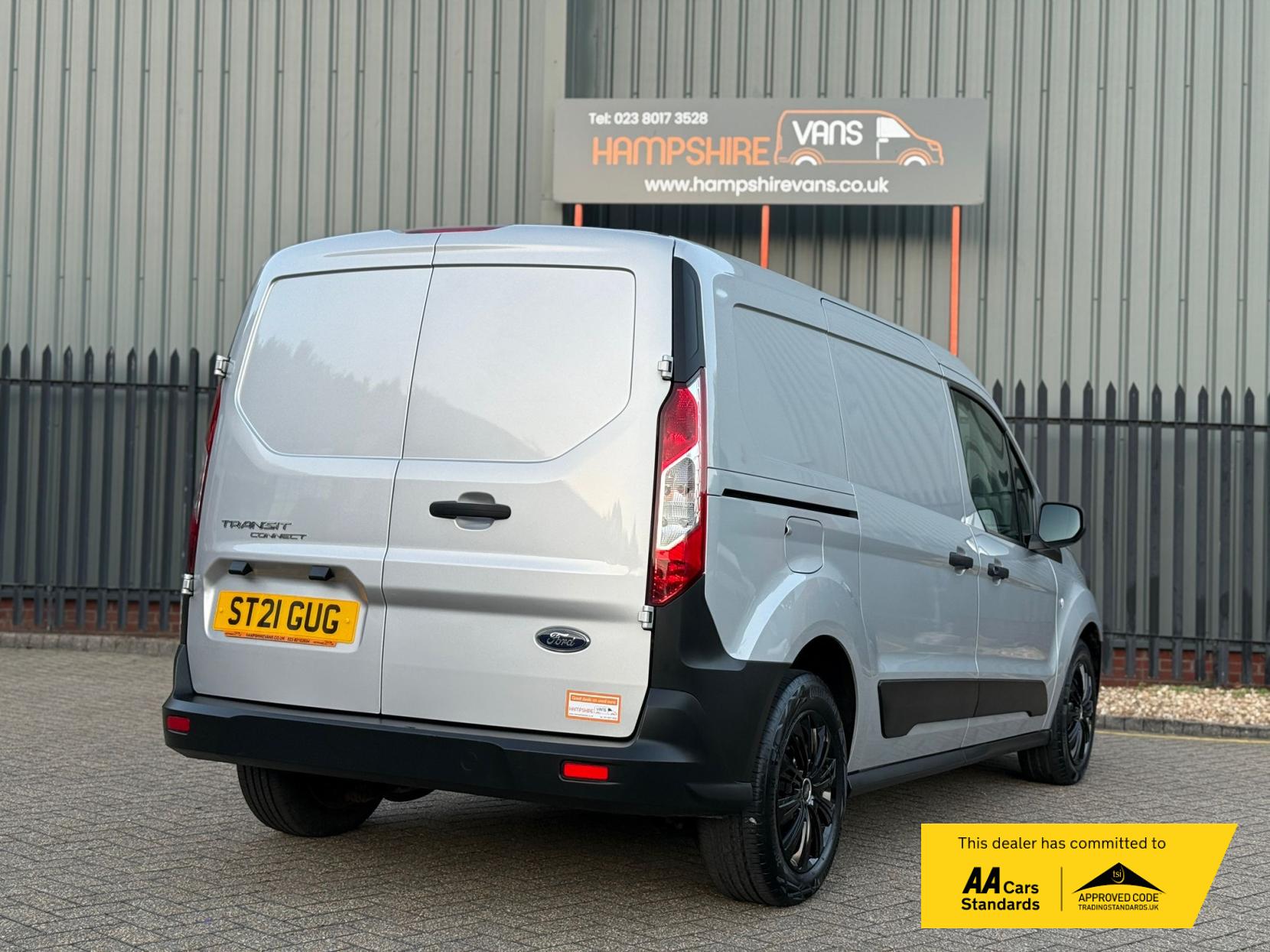 Ford Transit Connect 1.5 Leader Combi Van (2018 - 2023)
