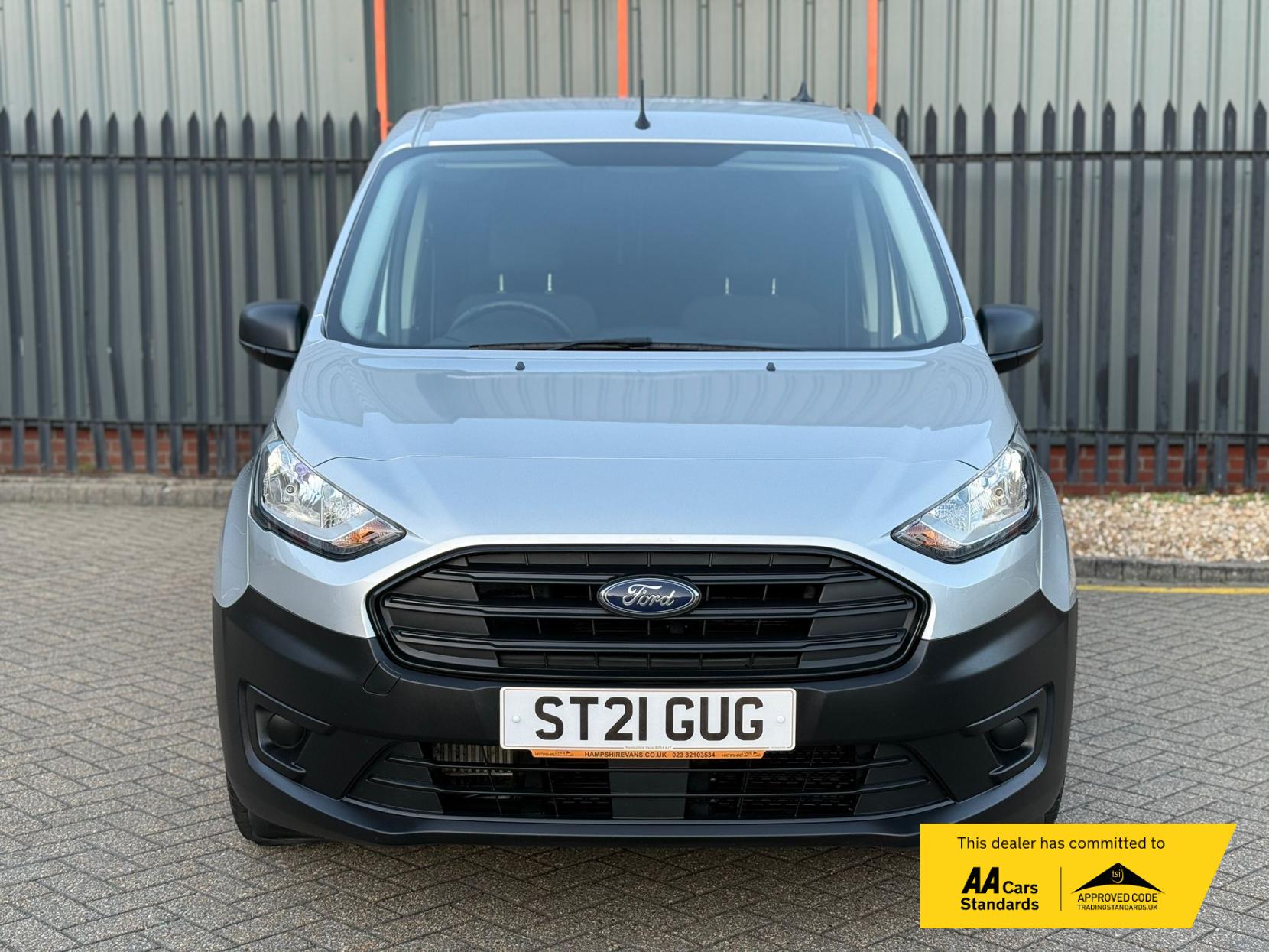 Ford Transit Connect 1.5 Leader Combi Van (2018 - 2023)