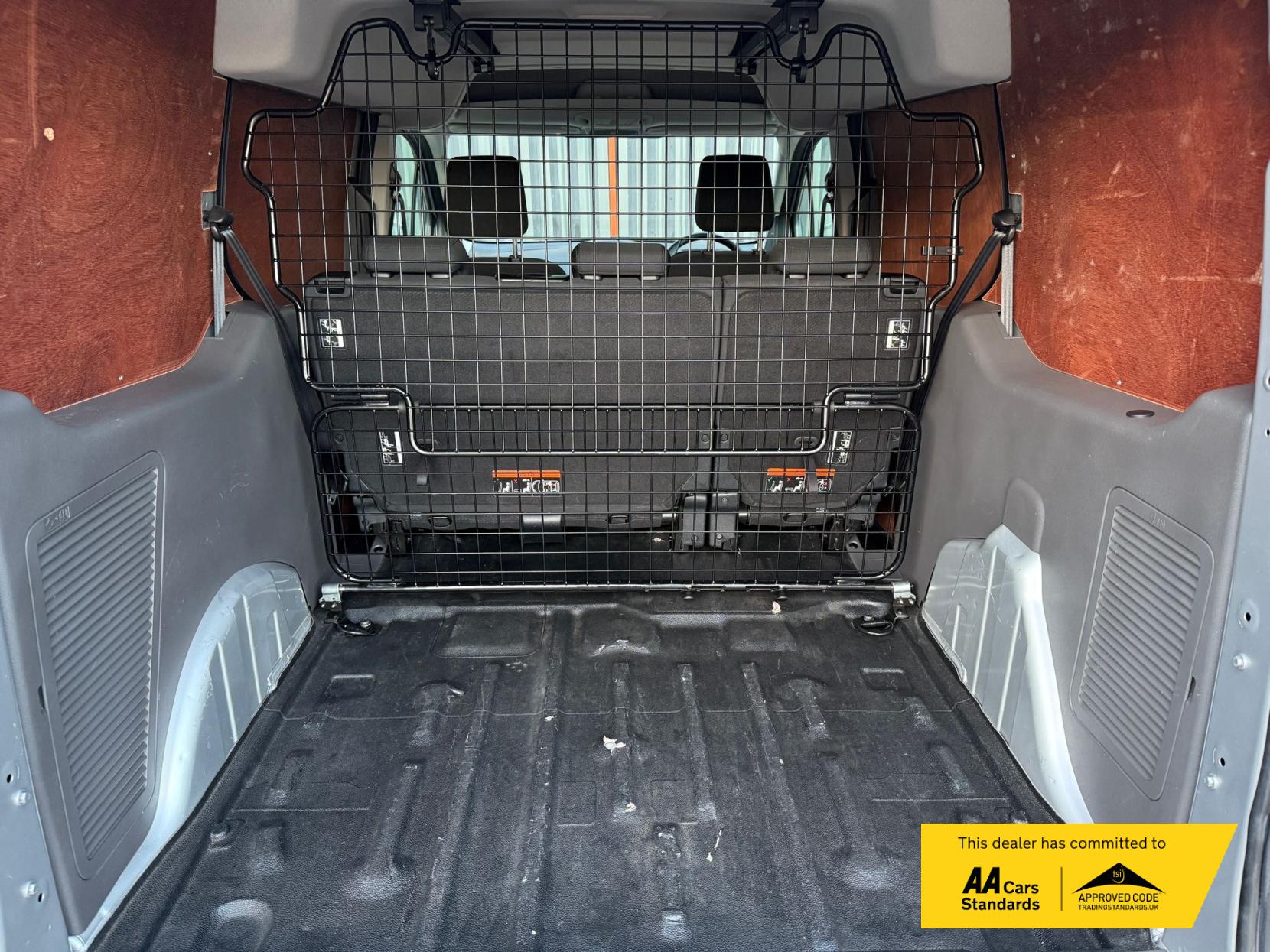 Ford Transit Connect 1.5 Leader Combi Van (2018 - 2023)
