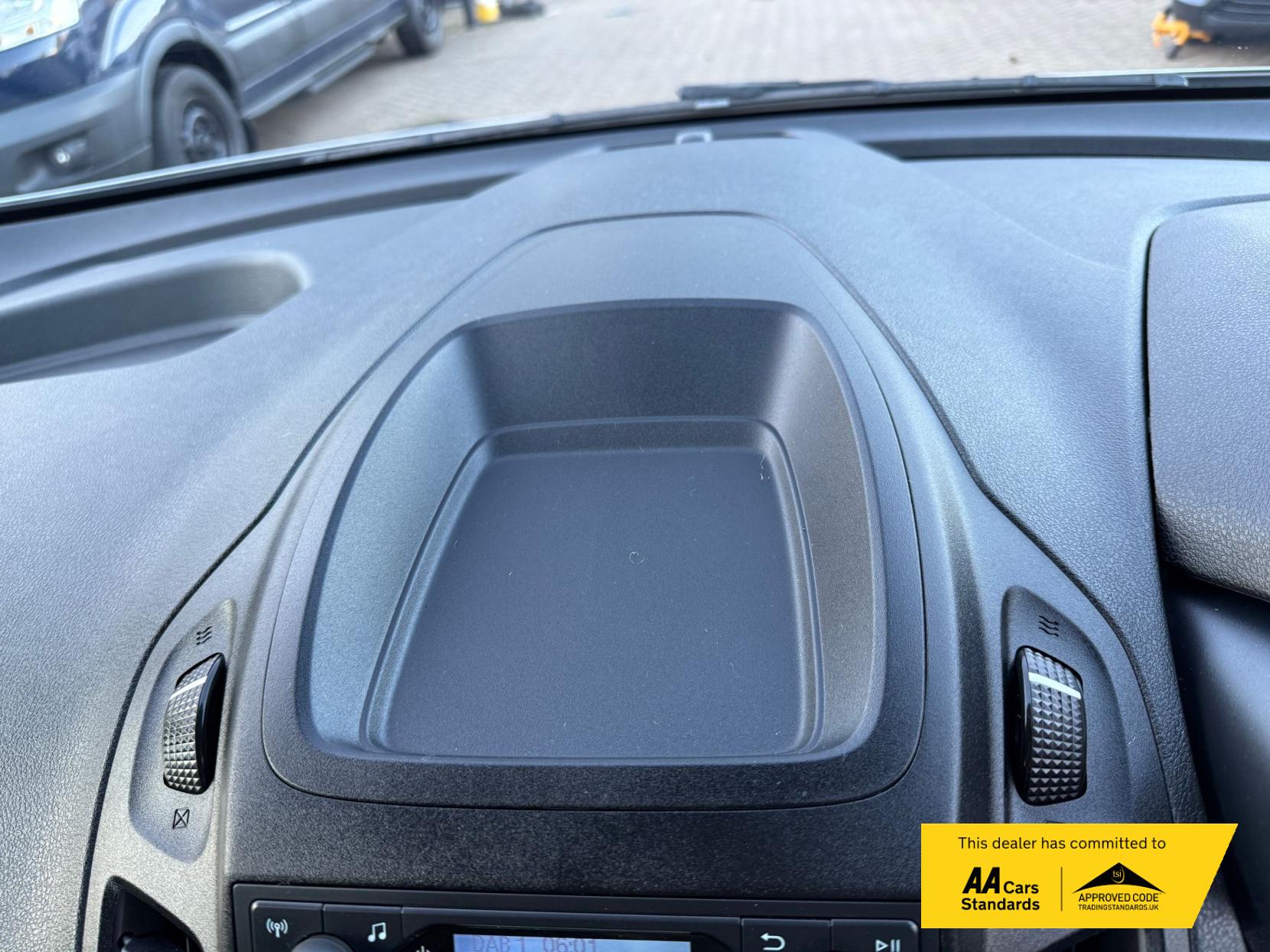 Ford Transit Connect 1.5 Leader Combi Van (2018 - 2023)