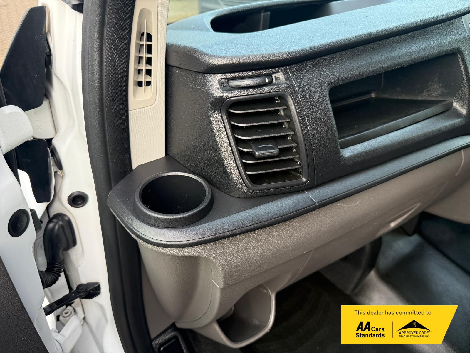 Ford Transit Custom 2.0 300 EcoBlue Leader Panel Van 5dr Diesel Manual L2 H2 Euro 6 (s/s) (130 ps)