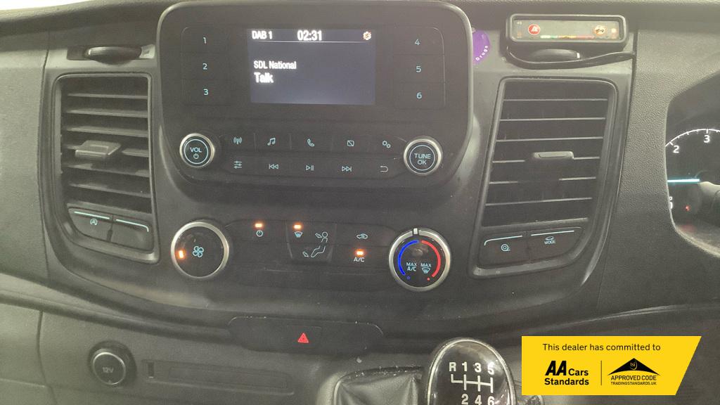 Ford Transit Custom 2.0 300 EcoBlue Leader Panel Van 5dr Diesel Manual L2 H2 Euro 6 (s/s) (130 ps)