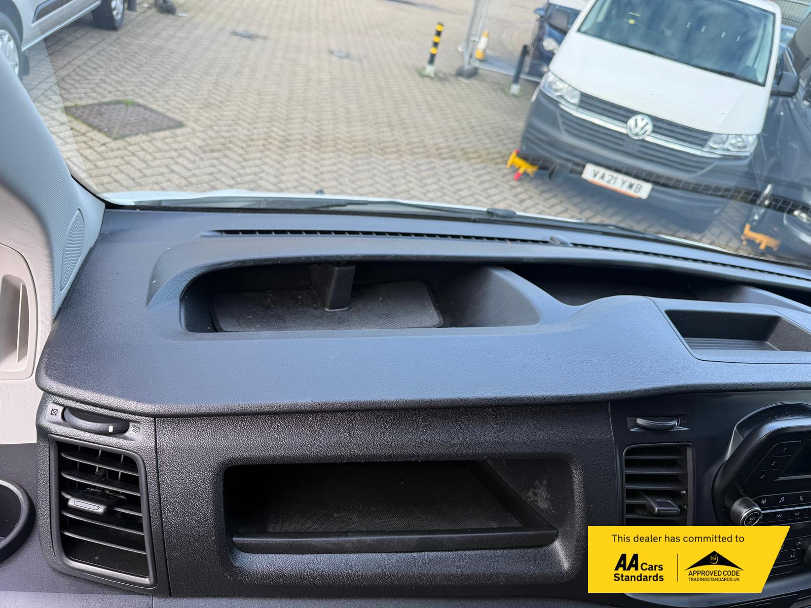 Ford Transit Custom 2.0 300 EcoBlue Leader Panel Van 5dr Diesel Manual L2 H2 Euro 6 (s/s) (130 ps)