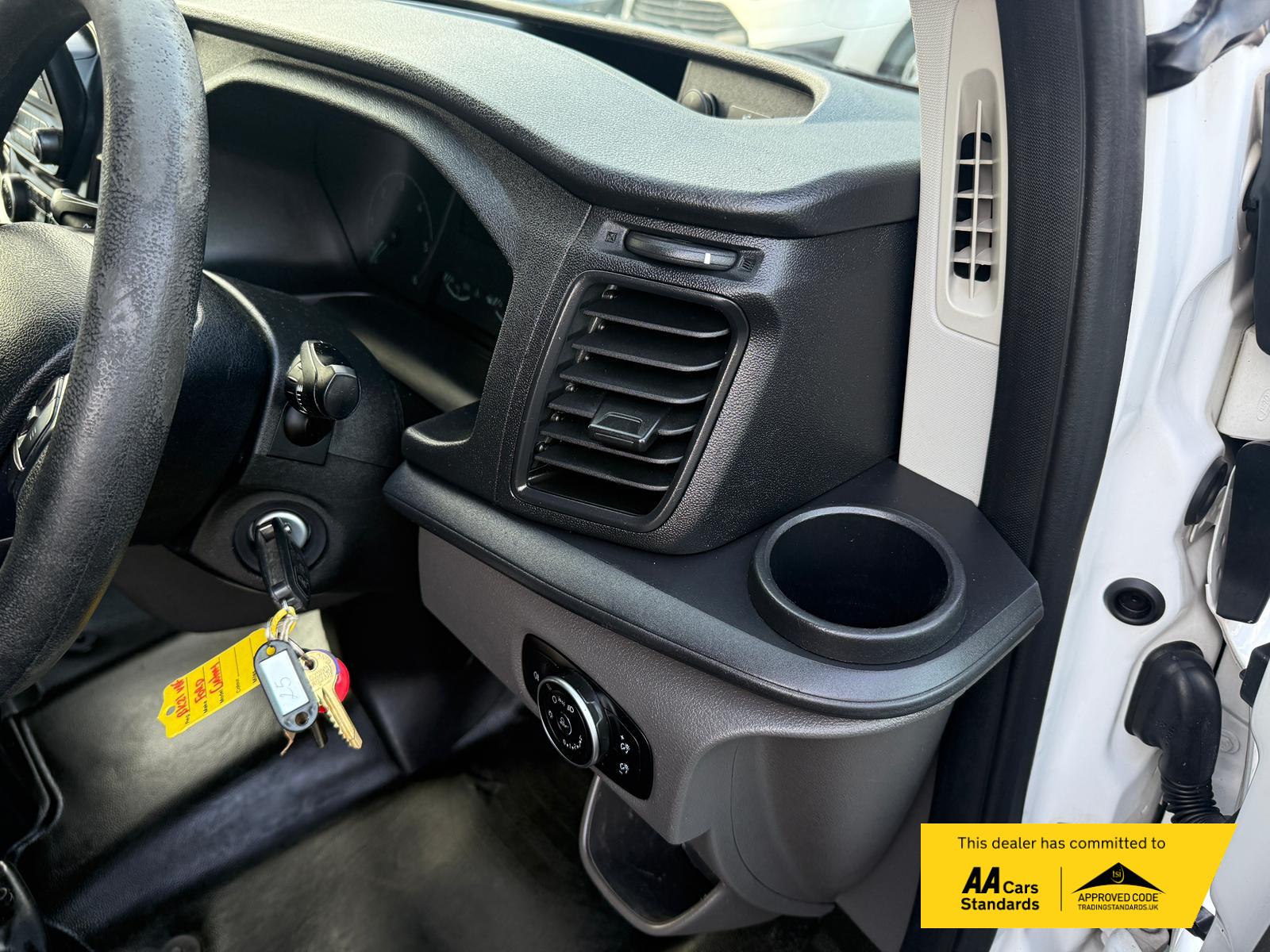 Ford Transit Custom 2.0 300 EcoBlue Leader Panel Van 5dr Diesel Manual L2 H2 Euro 6 (s/s) (130 ps)