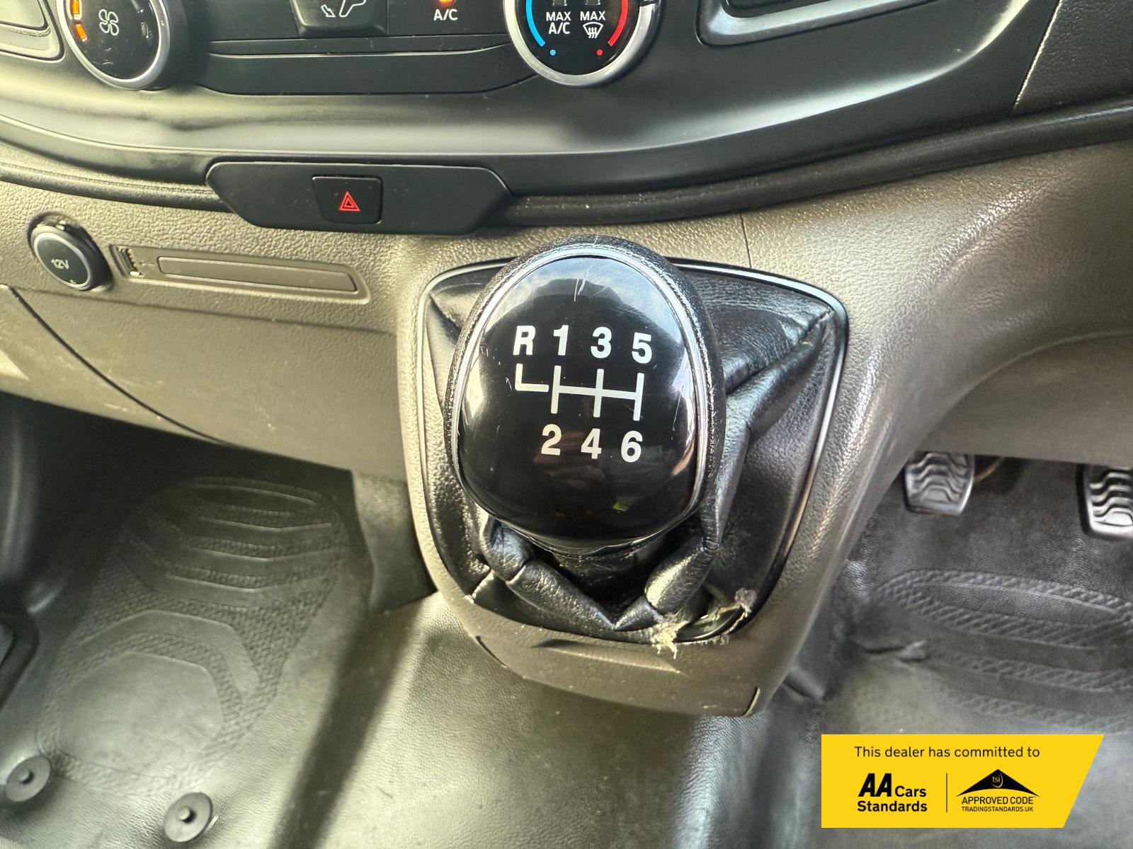 Ford Transit Custom 2.0 300 EcoBlue Leader Panel Van 5dr Diesel Manual L2 H2 Euro 6 (s/s) (130 ps)