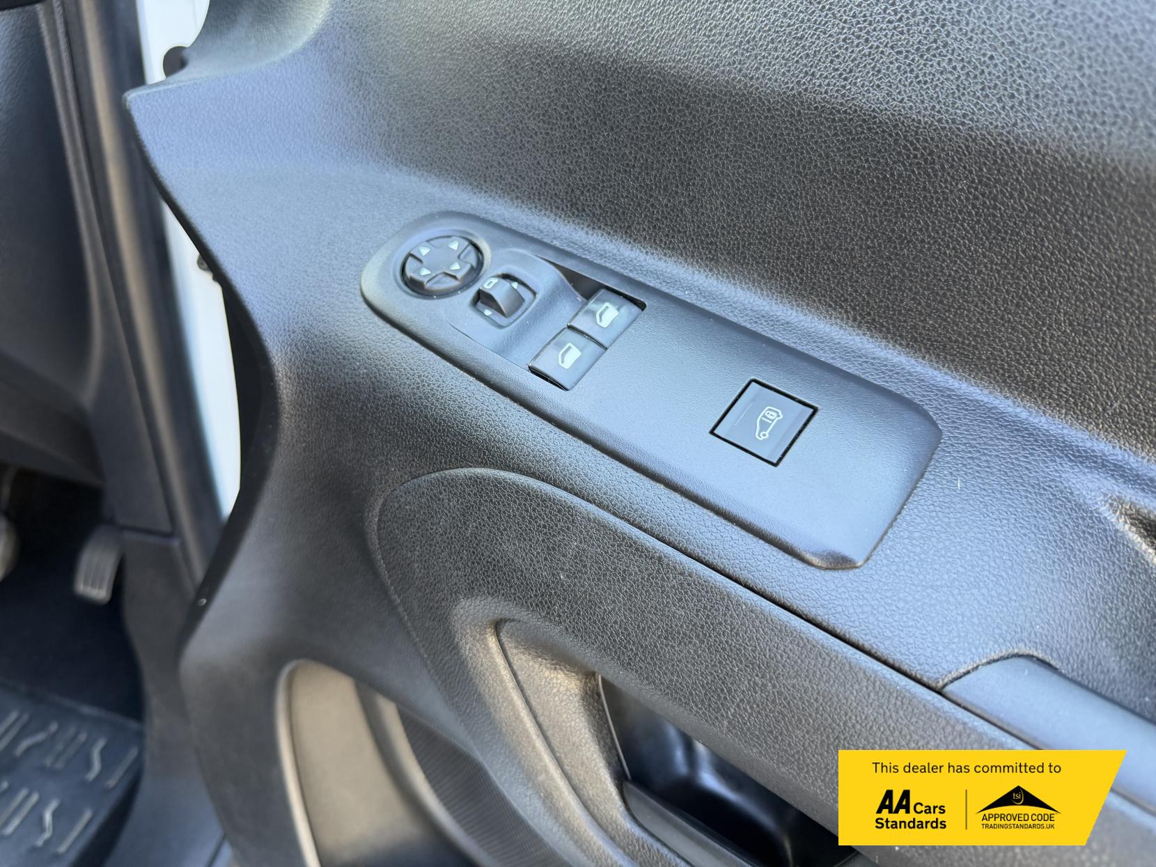 Vauxhall Combo 1.5 Turbo D 2000 Edition Panel Van 4dr Diesel Auto L1 H1 Euro 6 (s/s) (130 ps)