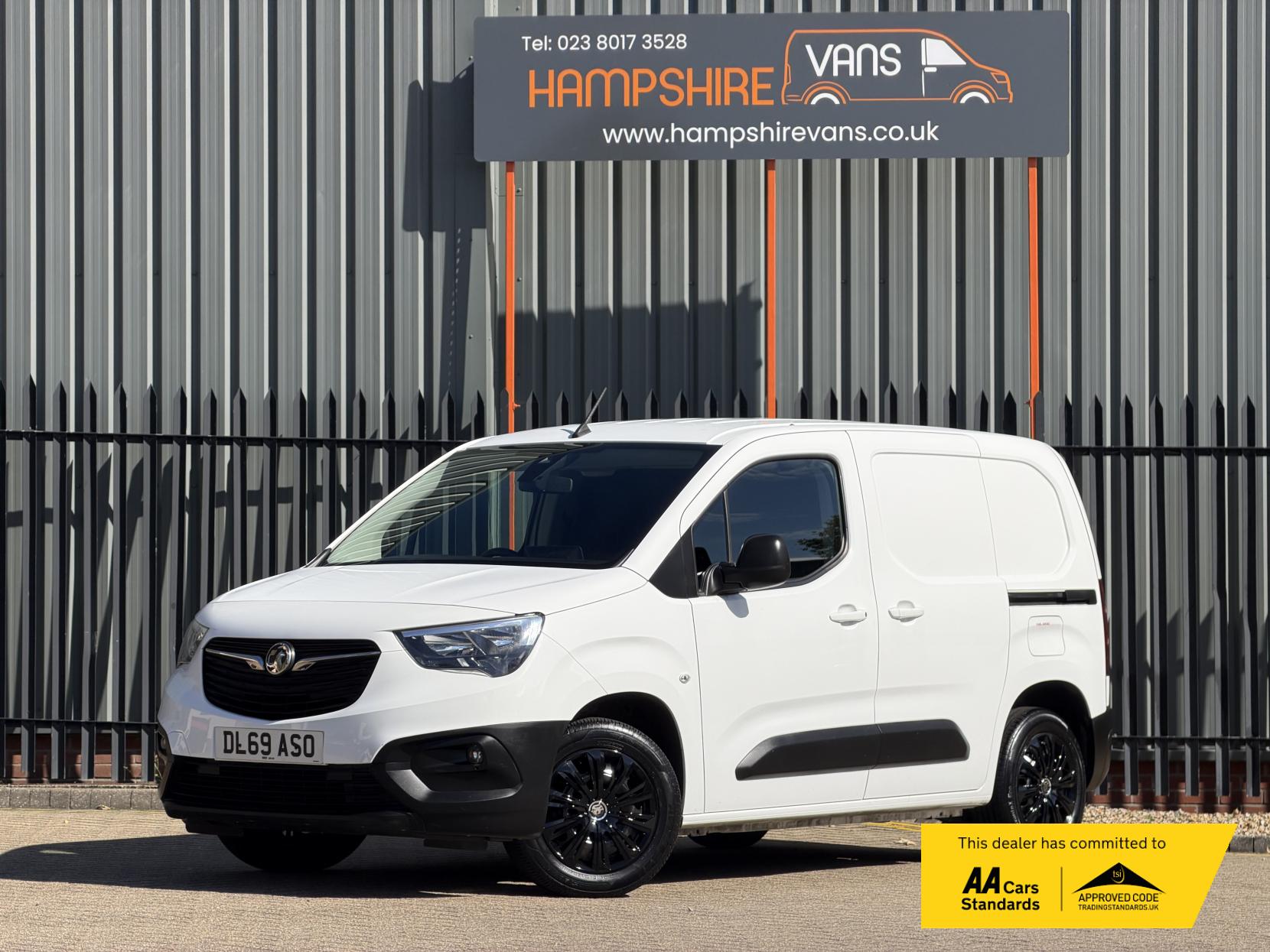 Vauxhall Combo 1.5 Turbo D 2000 Edition Panel Van 4dr Diesel Auto L1 H1 Euro 6 (s/s) (130 ps)