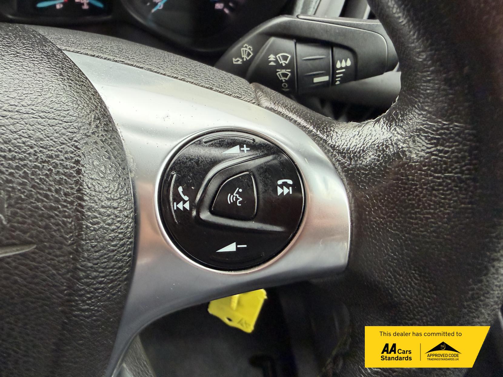 Ford Transit Connect 1.5 TDCi 240 Limited Panel Van 5dr Diesel Manual L2 H1 (119 g/km, 118 bhp)