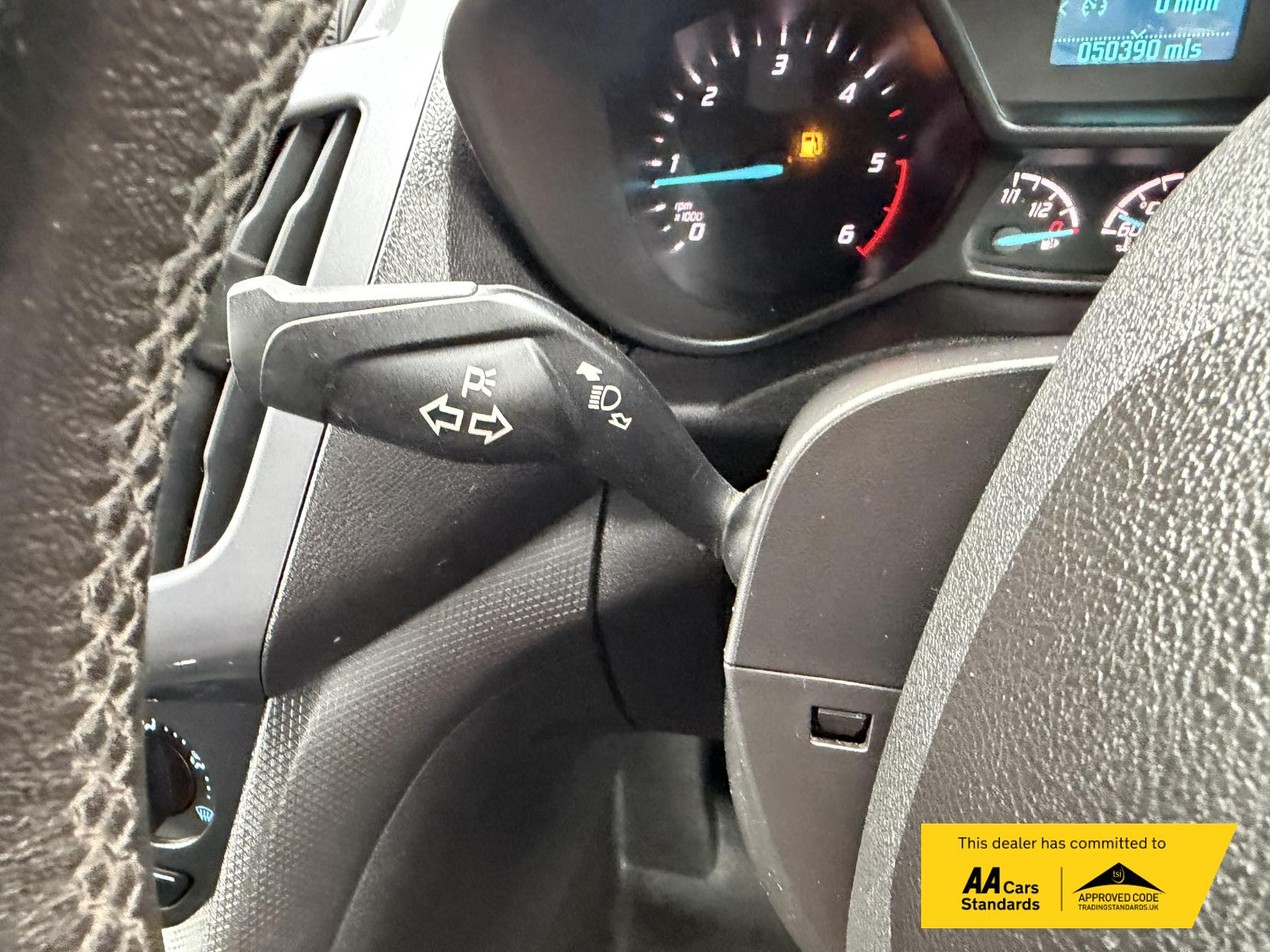 Ford Transit Connect 1.5 TDCi 240 Limited Panel Van 5dr Diesel Manual L2 H1 (119 g/km, 118 bhp)