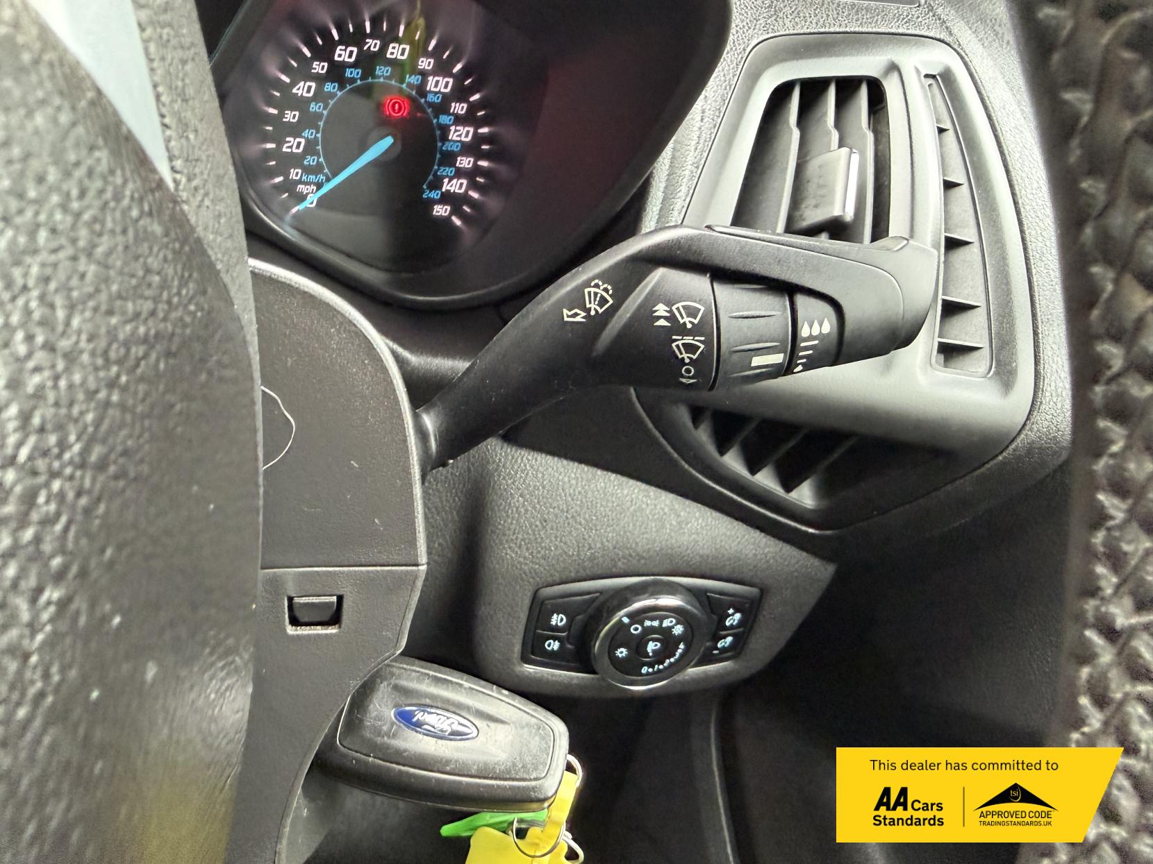 Ford Transit Connect 1.5 TDCi 240 Limited Panel Van 5dr Diesel Manual L2 H1 (119 g/km, 118 bhp)