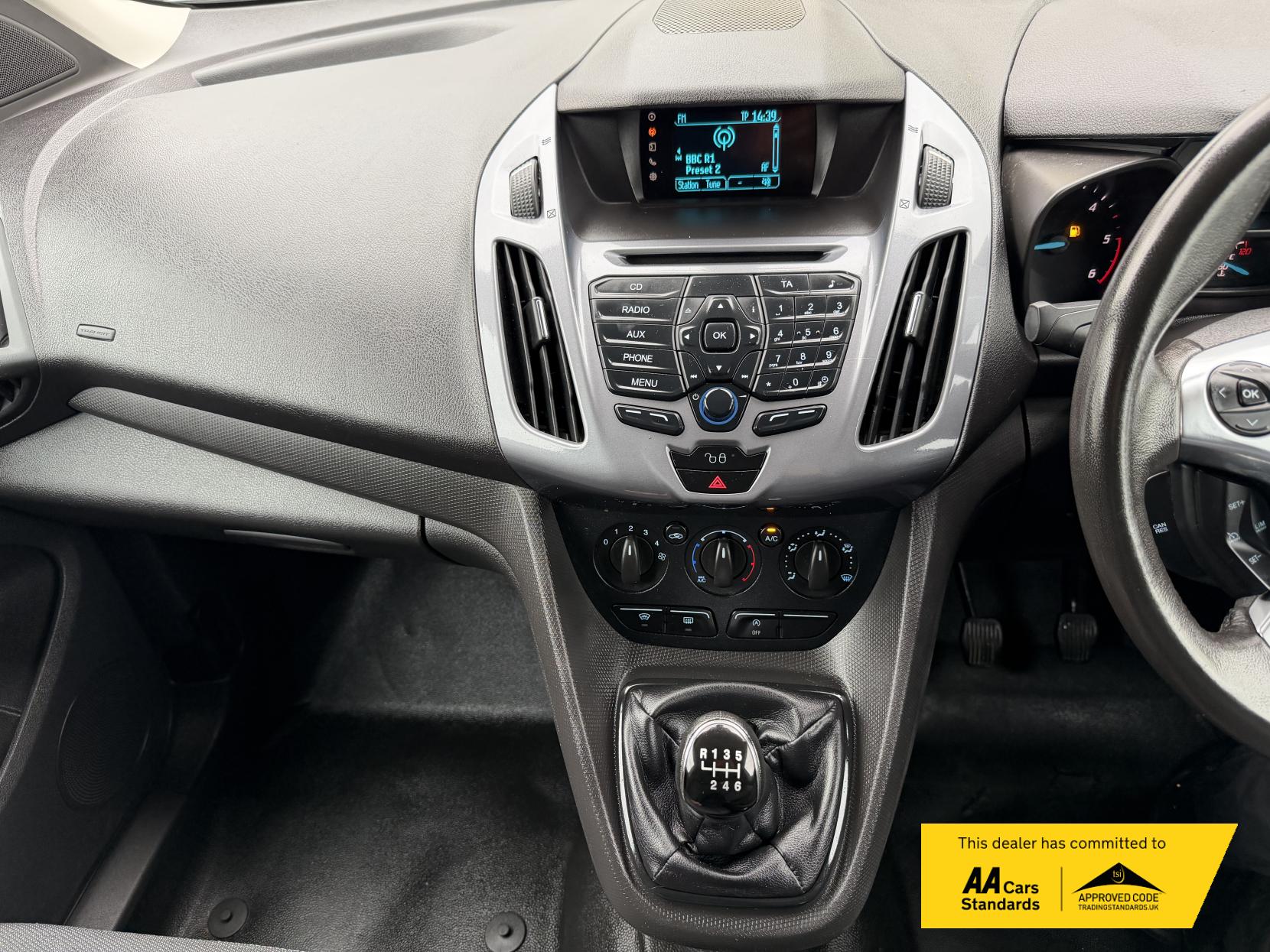 Ford Transit Connect 1.5 TDCi 240 Limited Panel Van 5dr Diesel Manual L2 H1 (119 g/km, 118 bhp)