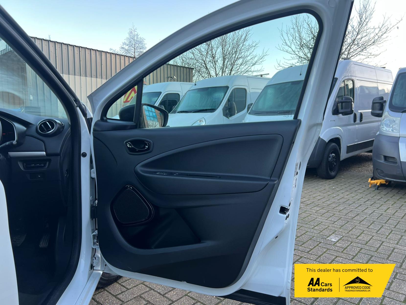 Renault Zoe R110 EV50 52kWh Business Car Derived Van 5dr Electric Auto (107 bhp)