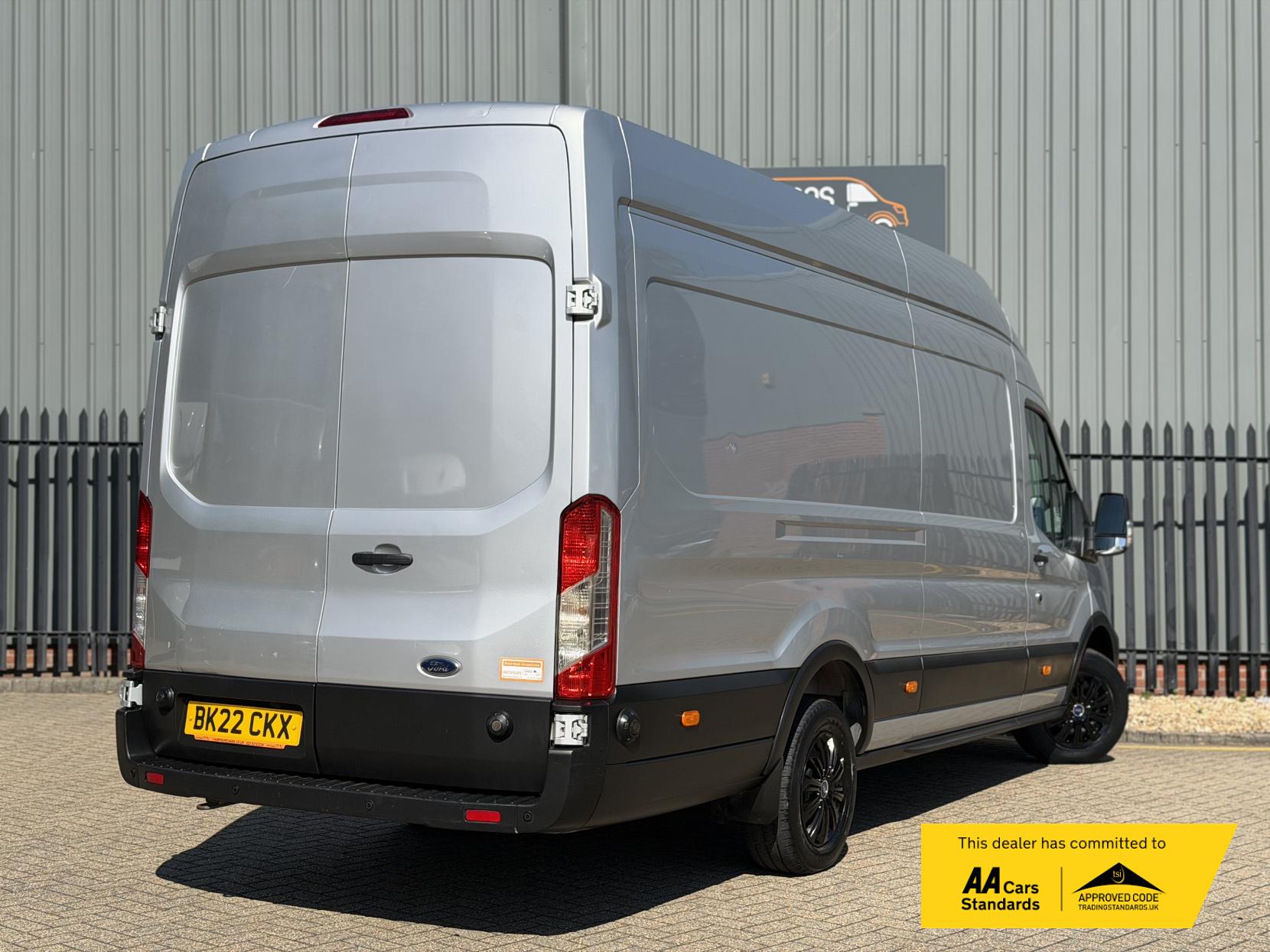 2022 Ford Transit 2.0 350 EcoBlue MHEV Trend Panel Van 5dr Diesel Manual RWD L4 H3 Euro 6 (s/s) (130 ps) - Thumbnail 3