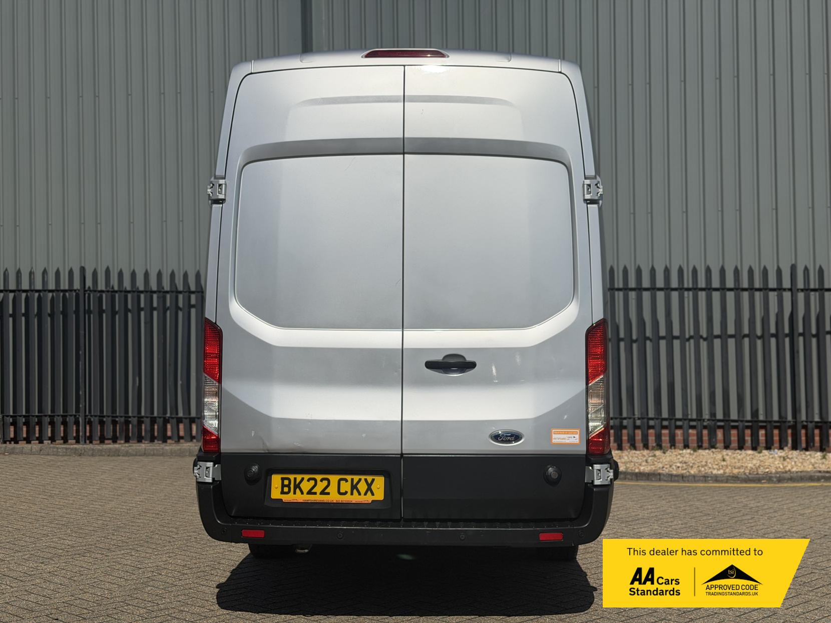 2022 Ford Transit 2.0 350 EcoBlue MHEV Trend Panel Van 5dr Diesel Manual RWD L4 H3 Euro 6 (s/s) (130 ps) - Thumbnail 9