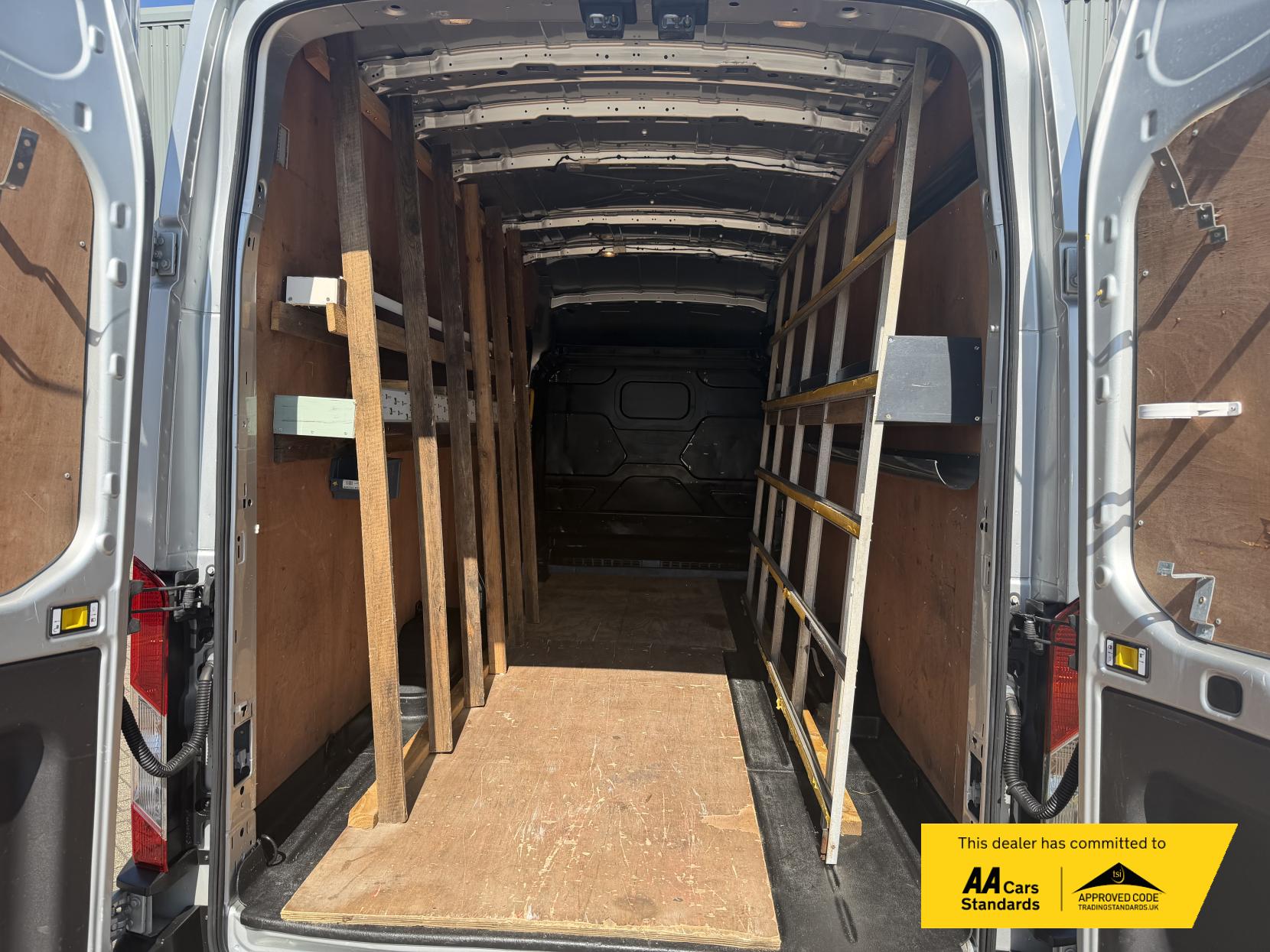 2022 Ford Transit 2.0 350 EcoBlue MHEV Trend Panel Van 5dr Diesel Manual RWD L4 H3 Euro 6 (s/s) (130 ps) - Thumbnail 13