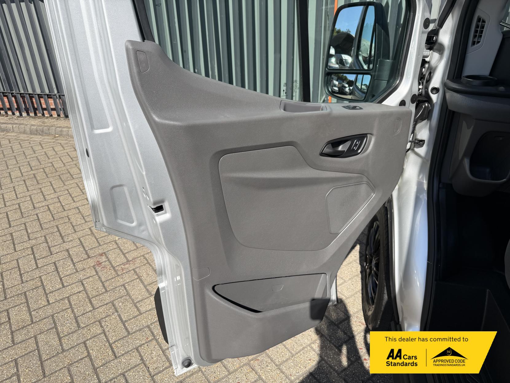 2022 Ford Transit 2.0 350 EcoBlue MHEV Trend Panel Van 5dr Diesel Manual RWD L4 H3 Euro 6 (s/s) (130 ps) - Thumbnail 22