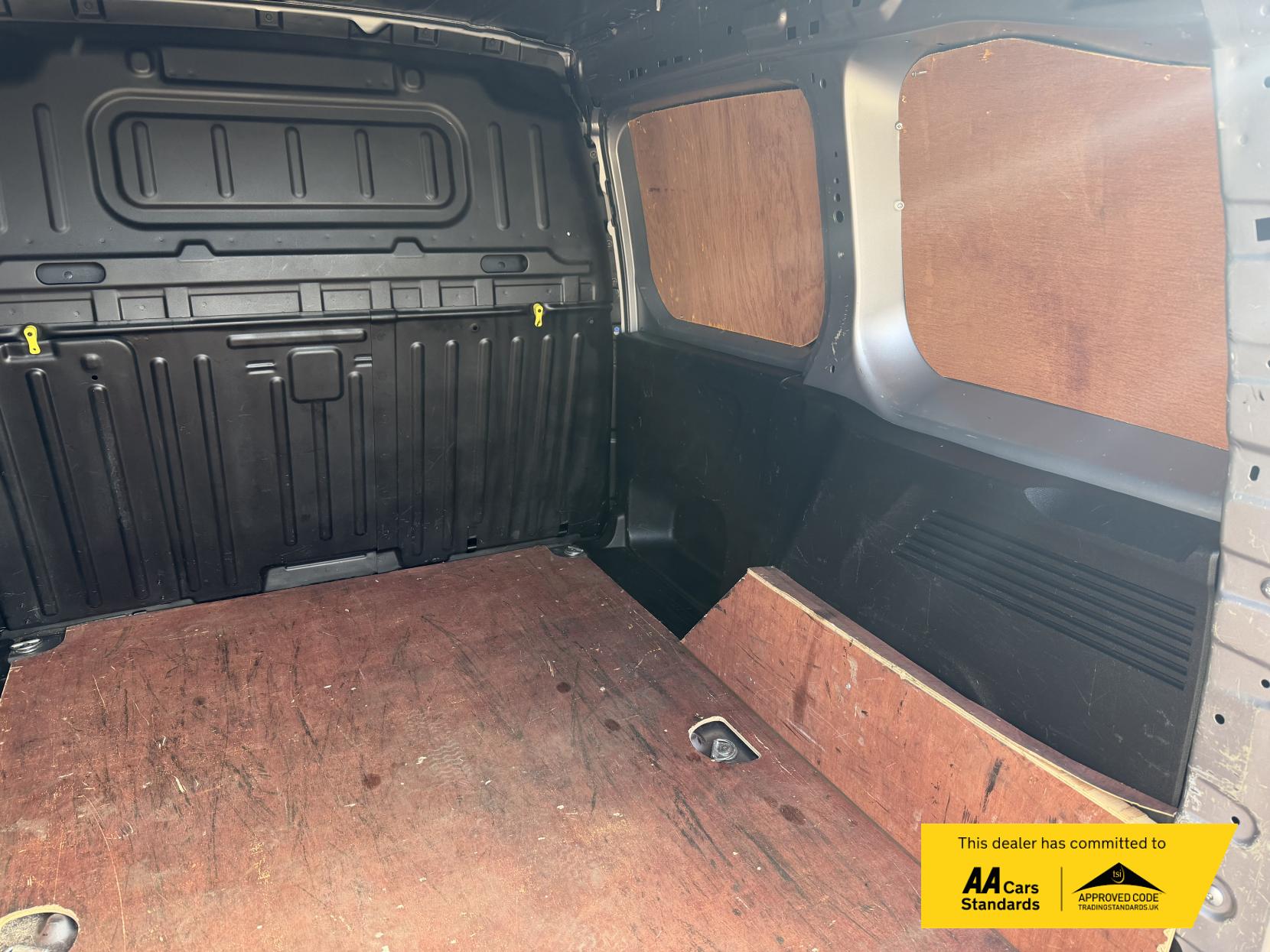 Citroen Berlingo 1.5 BlueHDi 1000 Enterprise M Pro Panel Van 5dr Diesel Manual SWB Euro 6 (s/s) (100 ps)