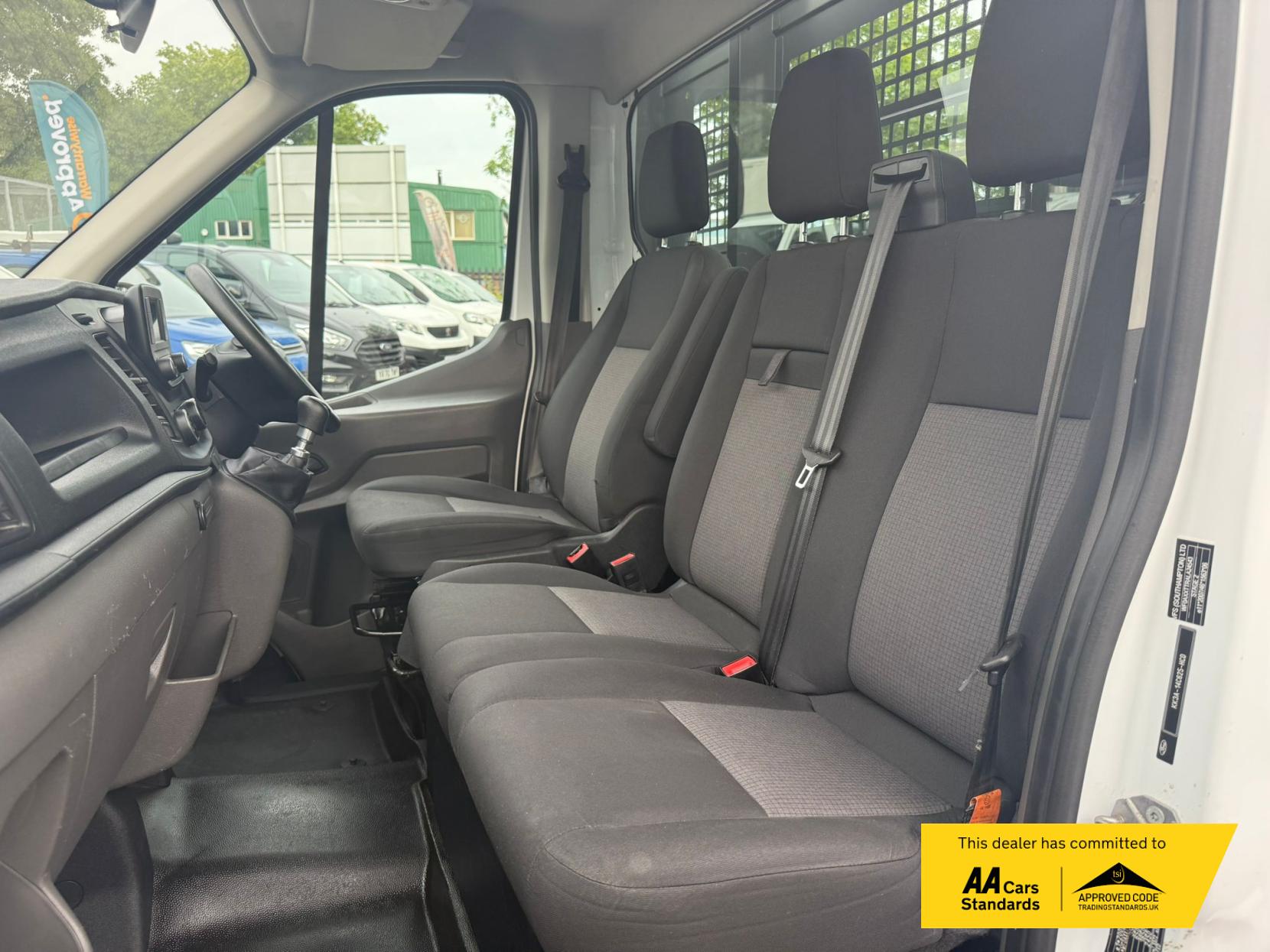 Ford Transit 2.0 350 EcoBlue 1-Way Tipper 2dr Diesel Manual RWD L2 Euro 6 (s/s) (Aluminium, 1-Stop, DRW) (130 ps)