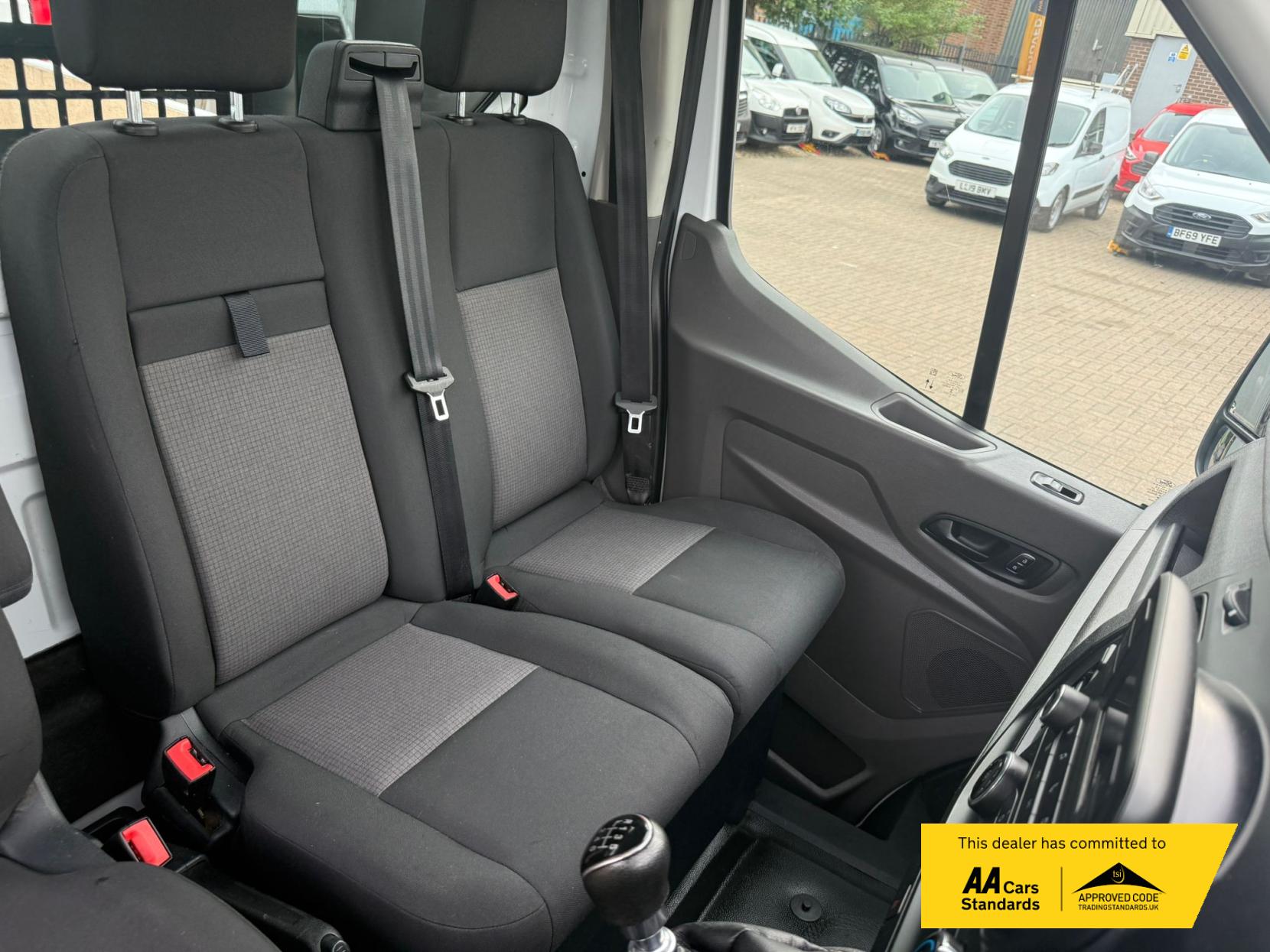Ford Transit 2.0 350 EcoBlue 1-Way Tipper 2dr Diesel Manual RWD L2 Euro 6 (s/s) (Aluminium, 1-Stop, DRW) (130 ps)