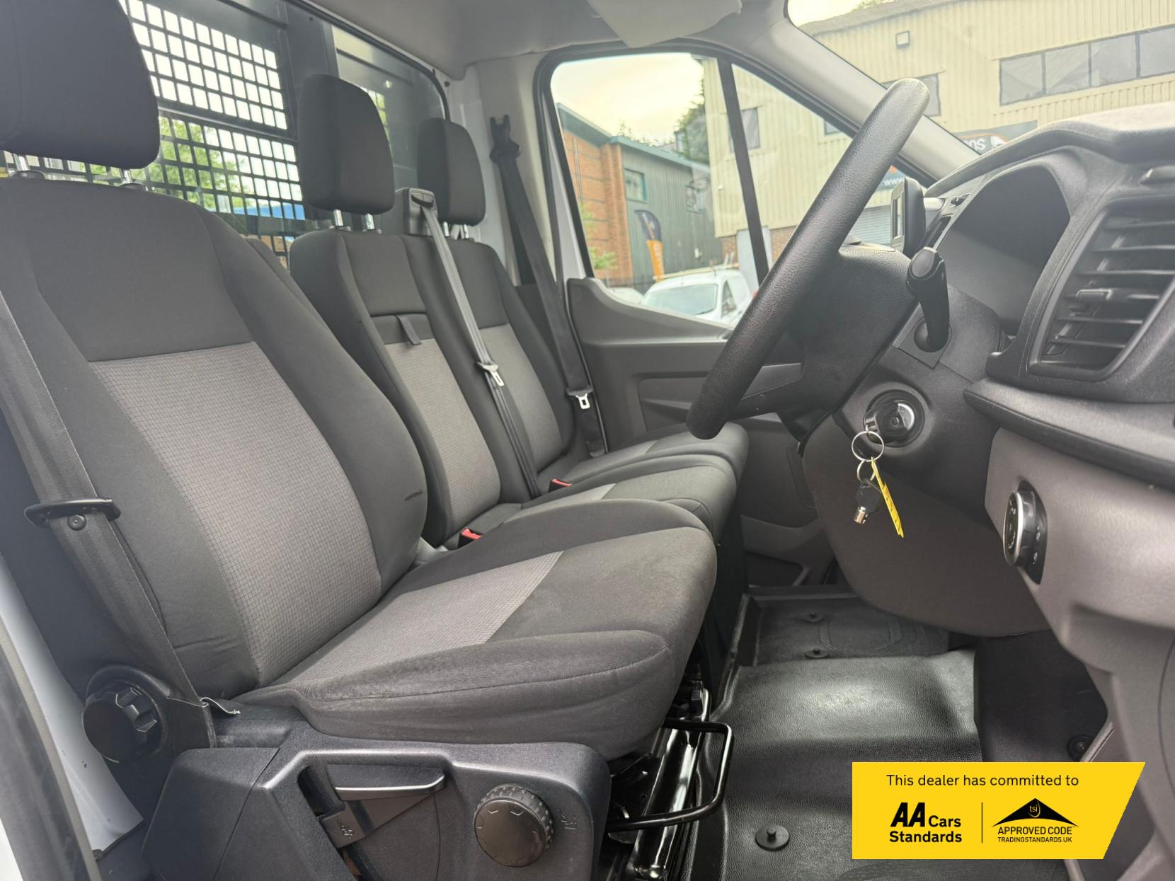 Ford Transit 2.0 350 EcoBlue 1-Way Tipper 2dr Diesel Manual RWD L2 Euro 6 (s/s) (Aluminium, 1-Stop, DRW) (130 ps)
