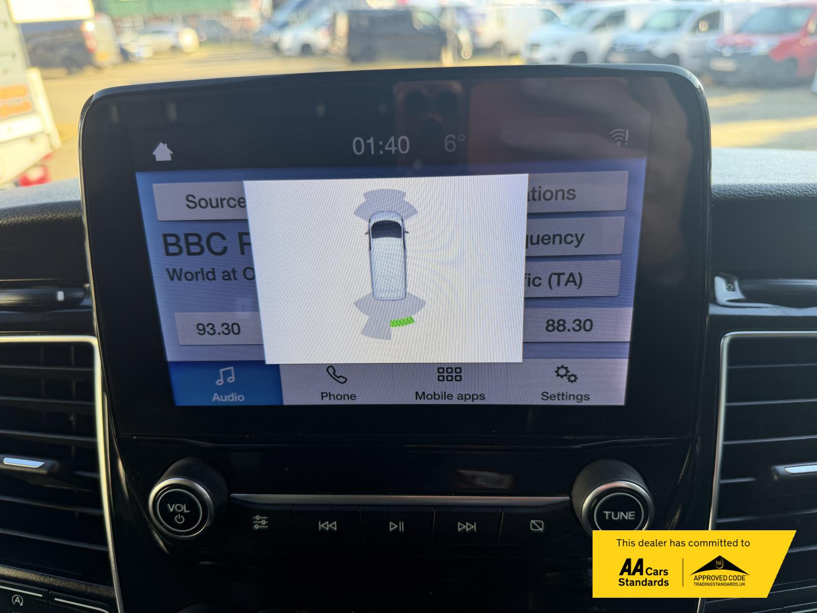 Ford Transit Custom 2.0 300 EcoBlue Limited Panel Van 5dr Diesel Auto L2 H1 Euro 6 (s/s) (130 ps)