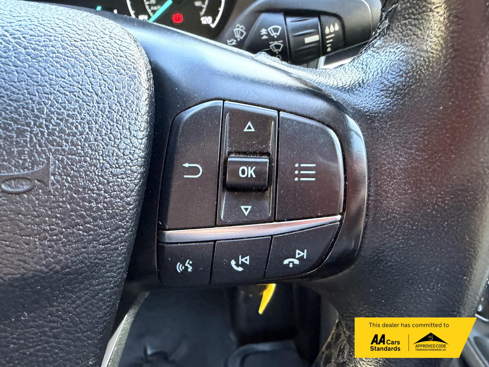 Ford Transit Custom 2.0 300 EcoBlue Limited Panel Van 5dr Diesel Auto L2 H1 Euro 6 (s/s) (130 ps)