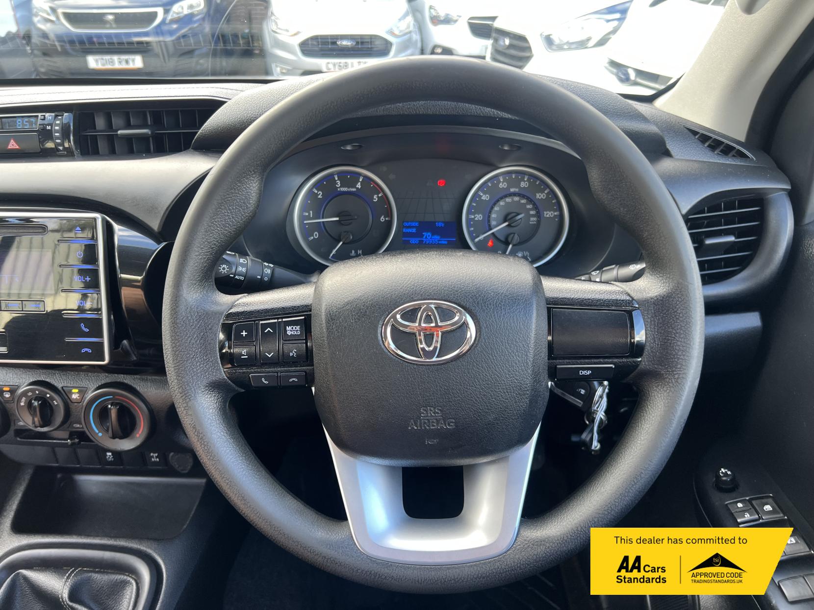 Toyota Hilux 2.4 D-4D Active Pickup Double Cab 4dr Diesel Manual 4WD Euro 6 (s/s) (150 ps)
