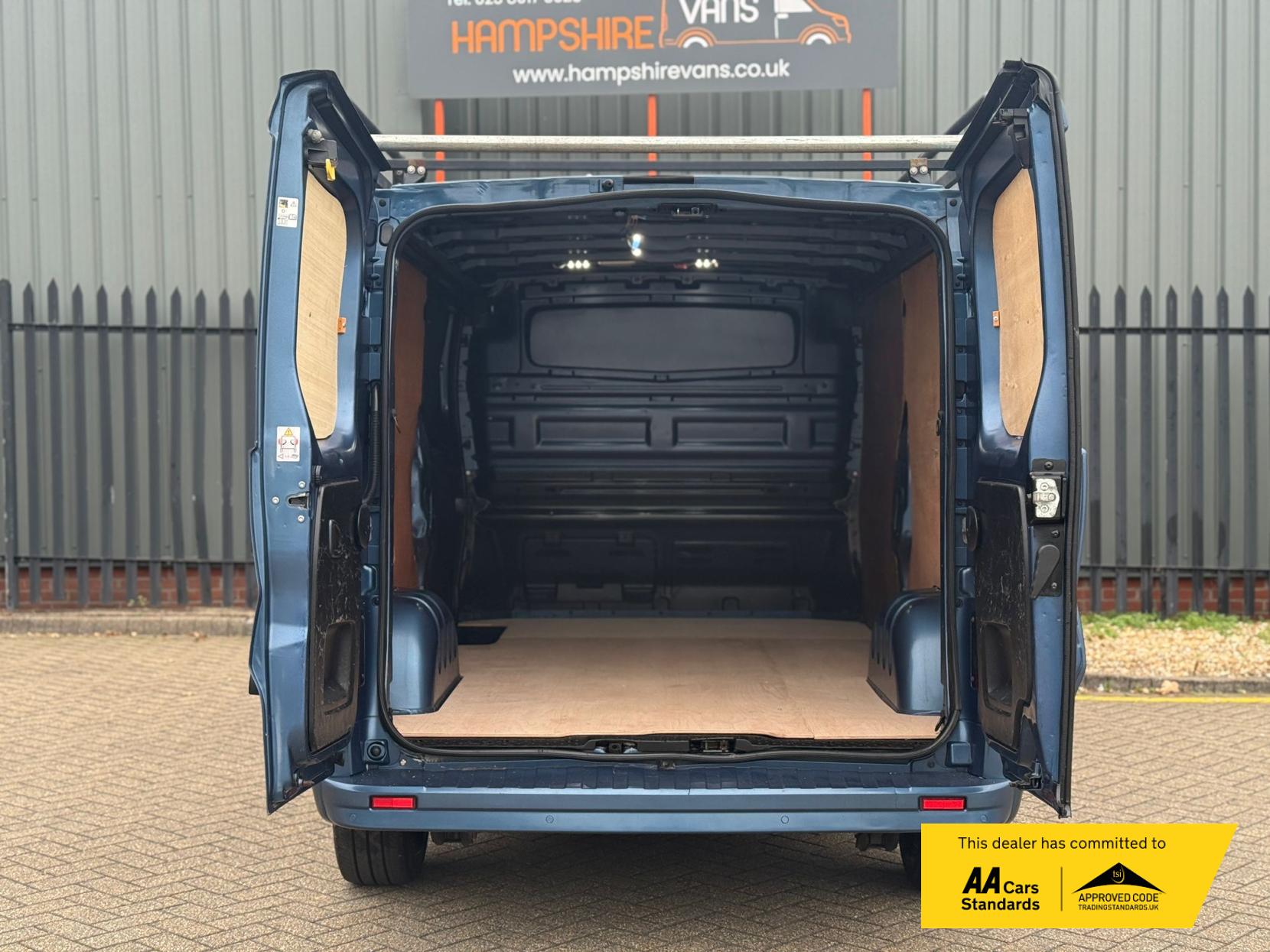 Renault Trafic 2.0 dCi ENERGY 30 Sport Panel Van 5dr Diesel Manual LWB Standard Roof Euro 6 (s/s) (145 ps)