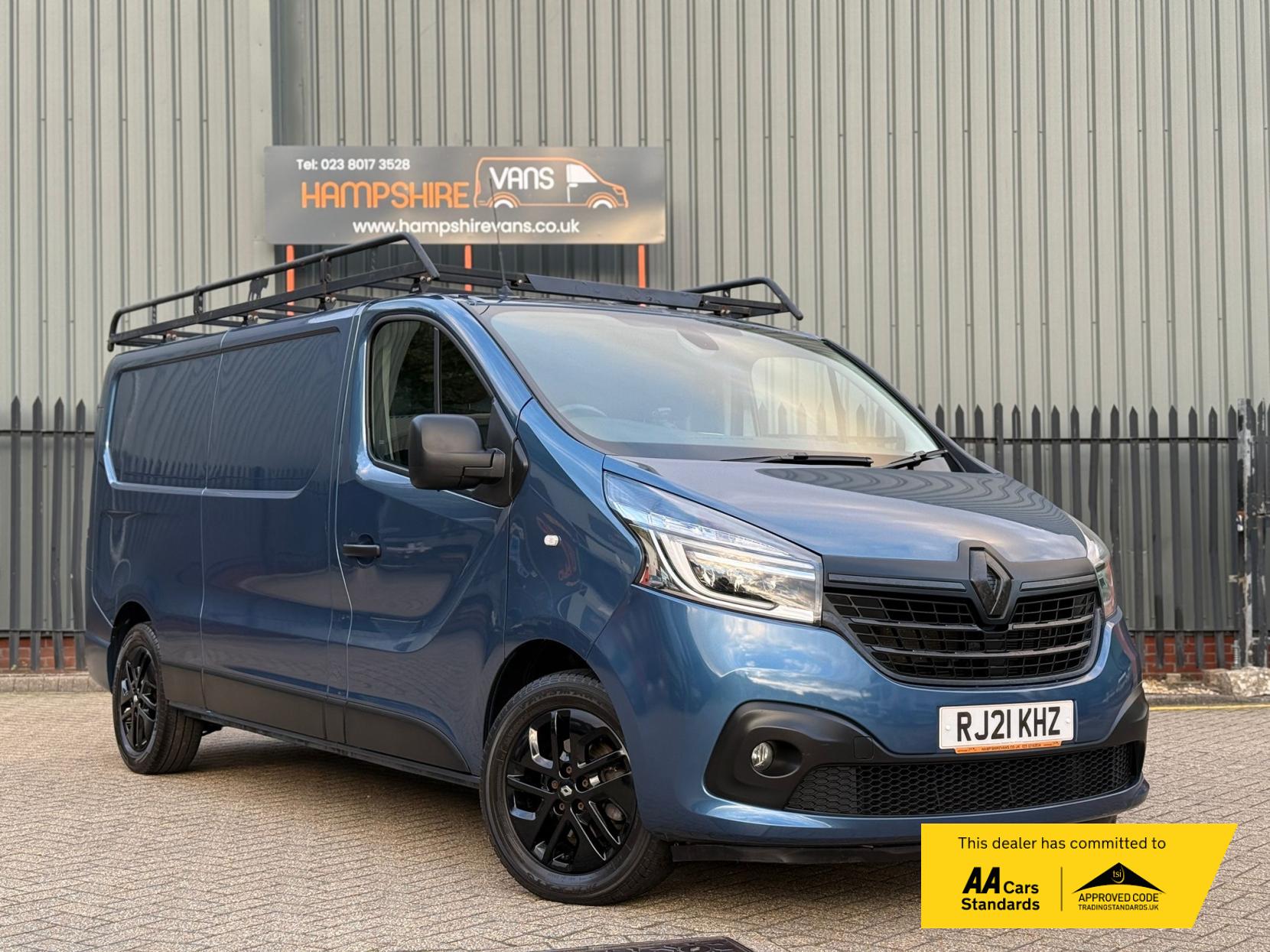 Renault Trafic 2.0 dCi ENERGY 30 Sport Panel Van 5dr Diesel Manual LWB Standard Roof Euro 6 (s/s) (145 ps)