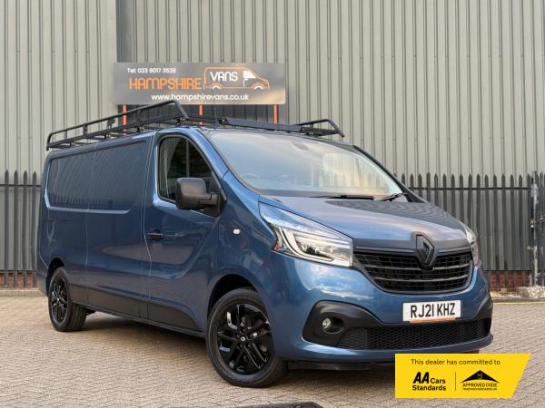 Renault Trafic 2.0 dCi ENERGY 30 Sport Panel Van 5dr Diesel Manual LWB Standard Roof Euro 6 (s/s) (145 ps)