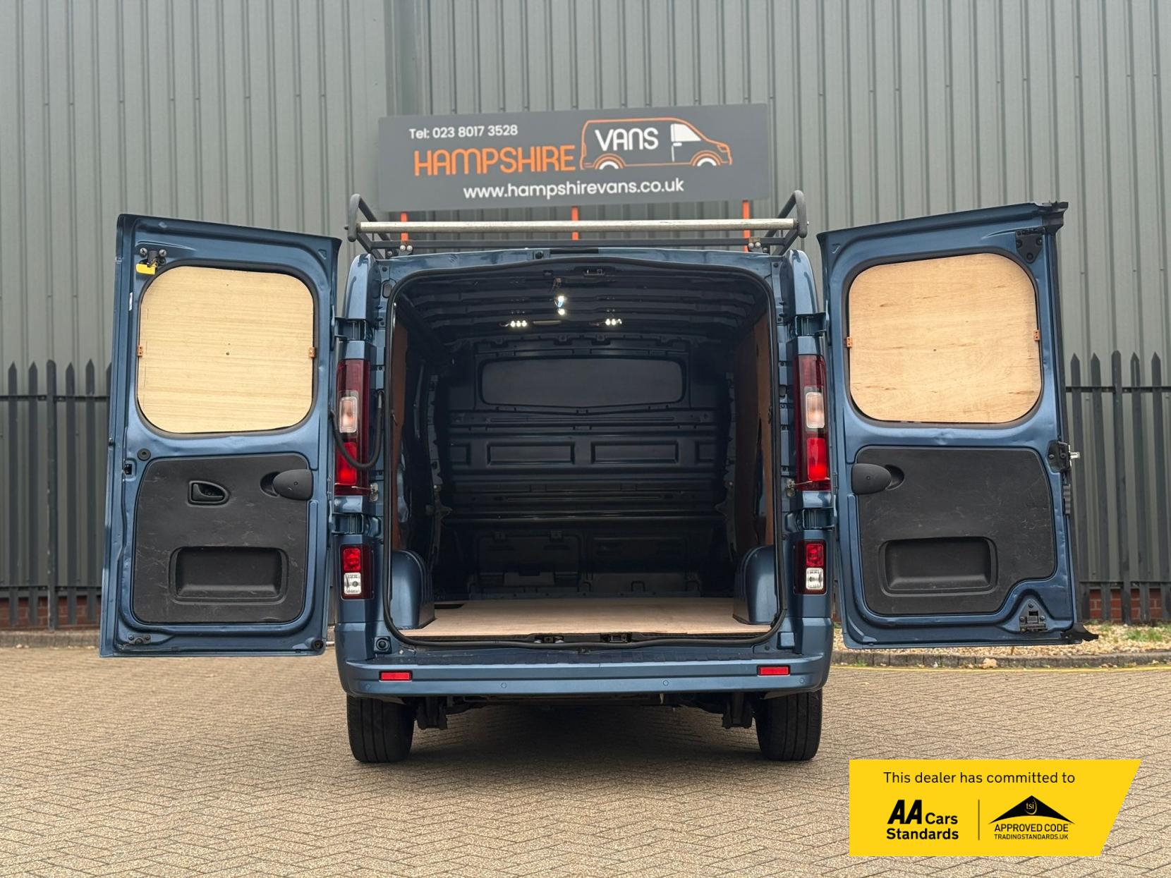 Renault Trafic 2.0 dCi ENERGY 30 Sport Panel Van 5dr Diesel Manual LWB Standard Roof Euro 6 (s/s) (145 ps)